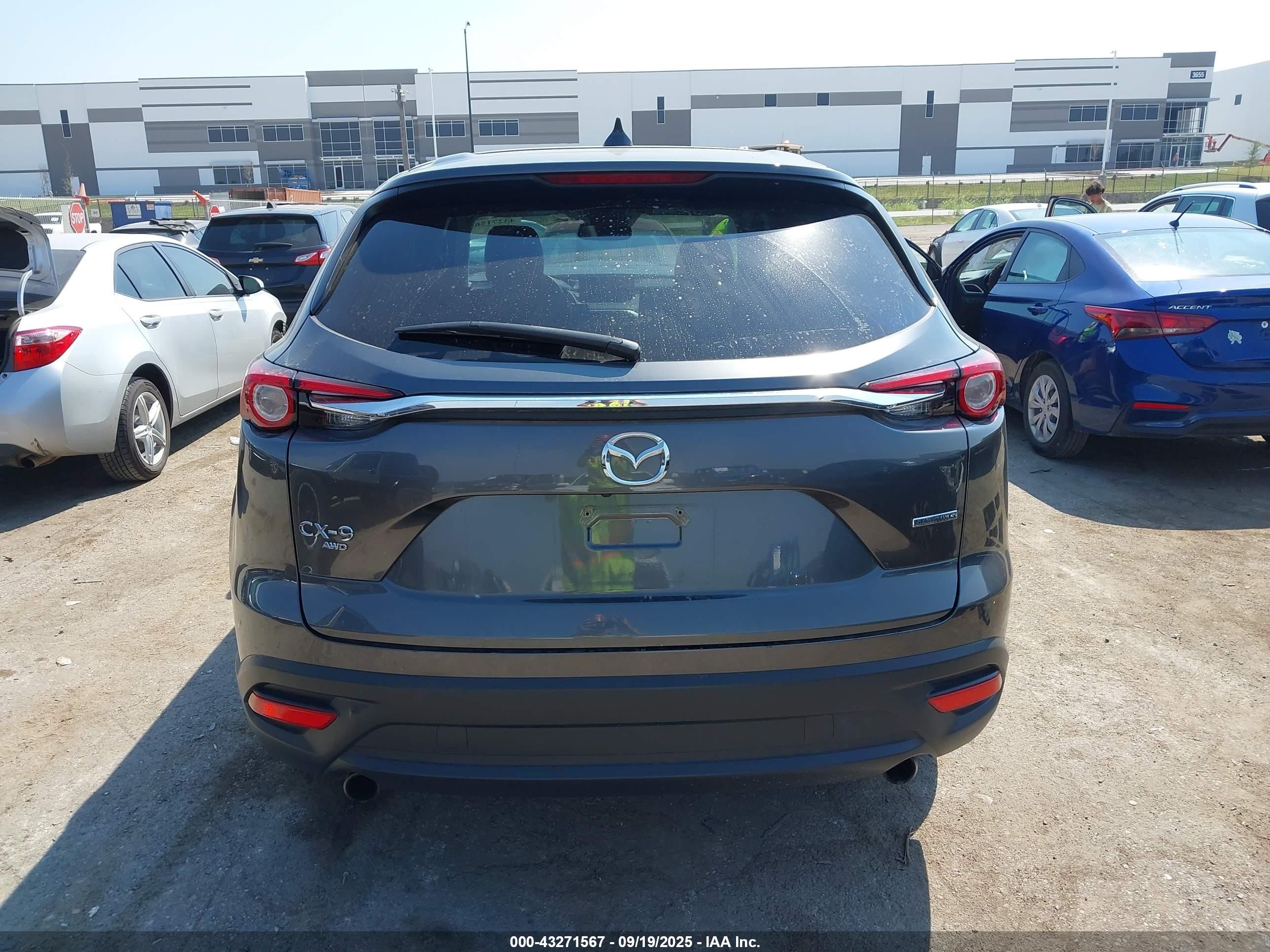 2023 Mazda Cx-9 Touring Gray vin: JM3TCBCY1P0647669