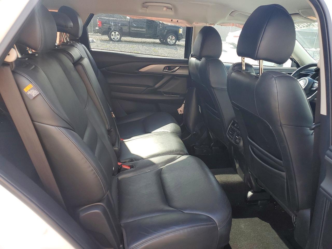 2018 Mazda Cx-9 Touring Белый vin: JM3TCBCYXJ0226377