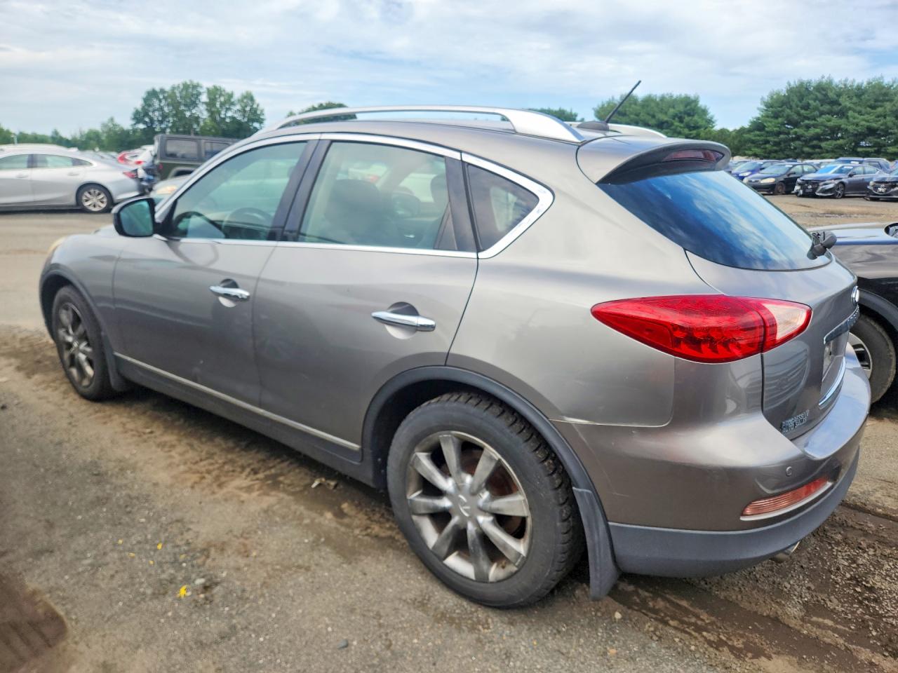 2010 Infiniti Ex35 Base Silver vin: JN1AJ0HR2AM757354