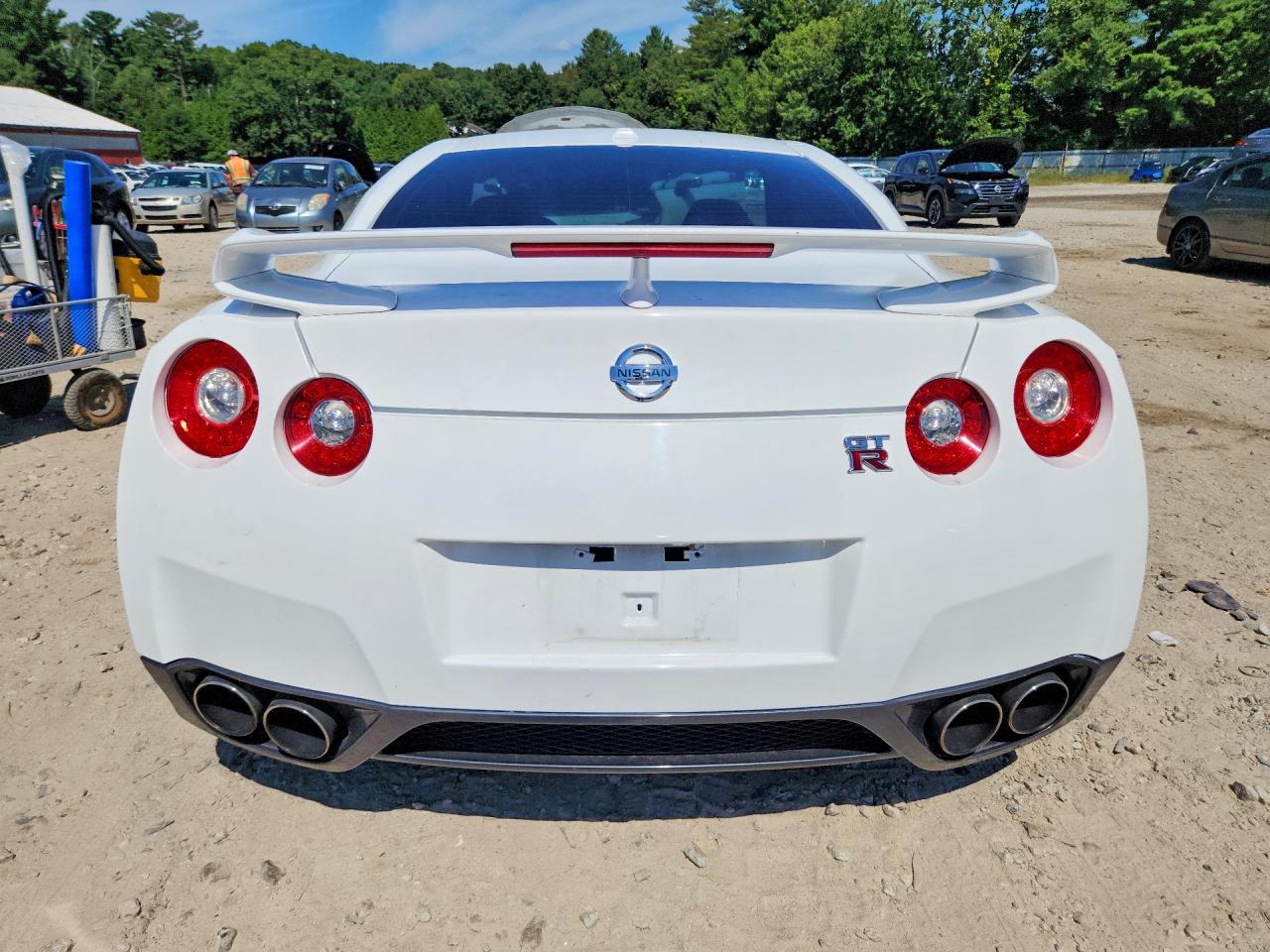 2009 Nissan Gt-r Premium White vin: JN1AR54F49M251473