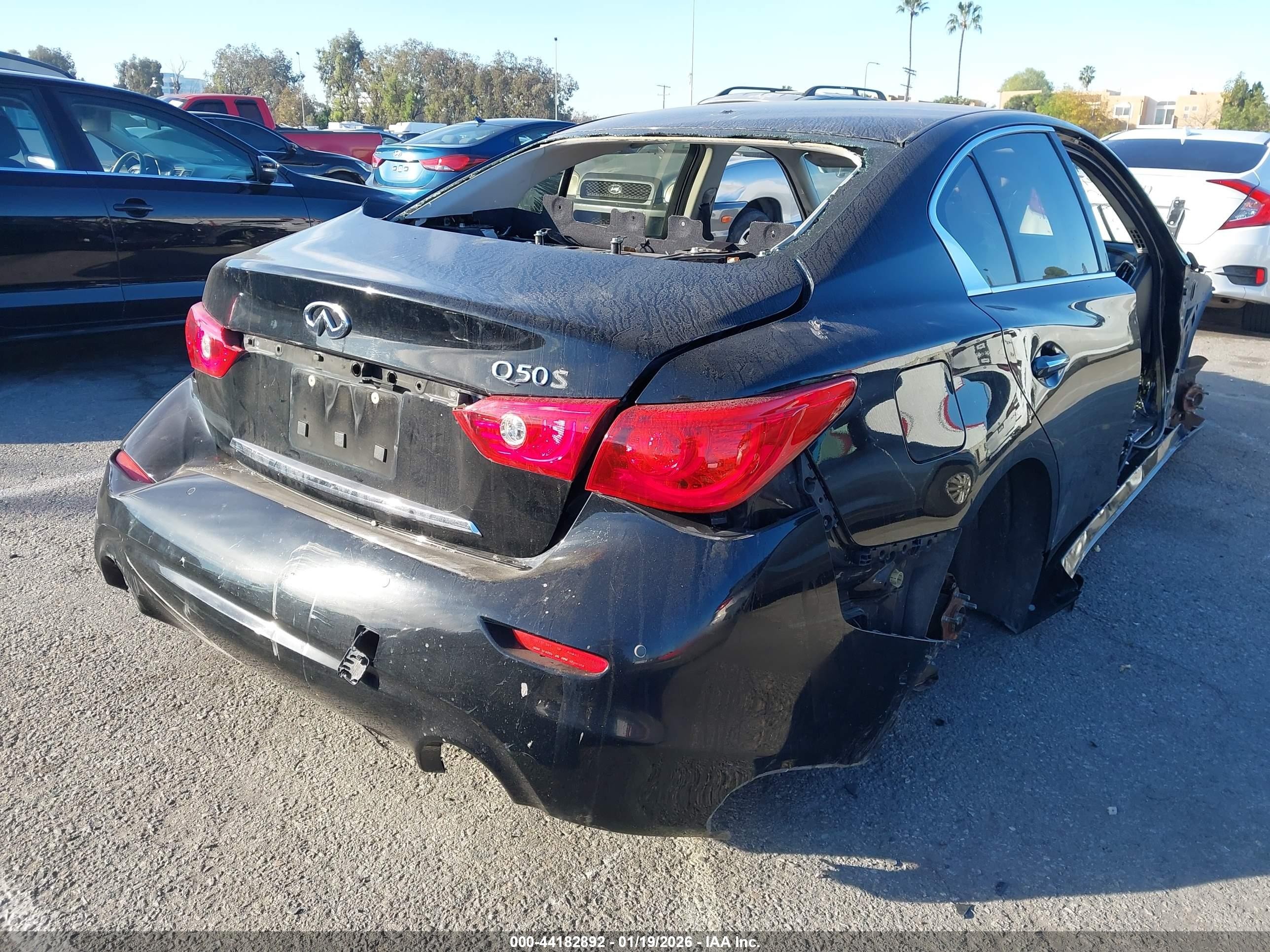 2015 Infiniti Q50 Hybrid Sport Черный vin: JN1AV7AP0FM790236