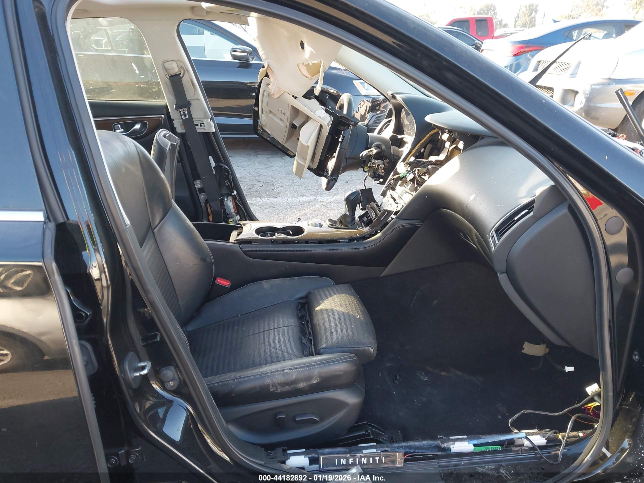 2015 Infiniti Q50 Hybrid Sport Черный vin: JN1AV7AP0FM790236