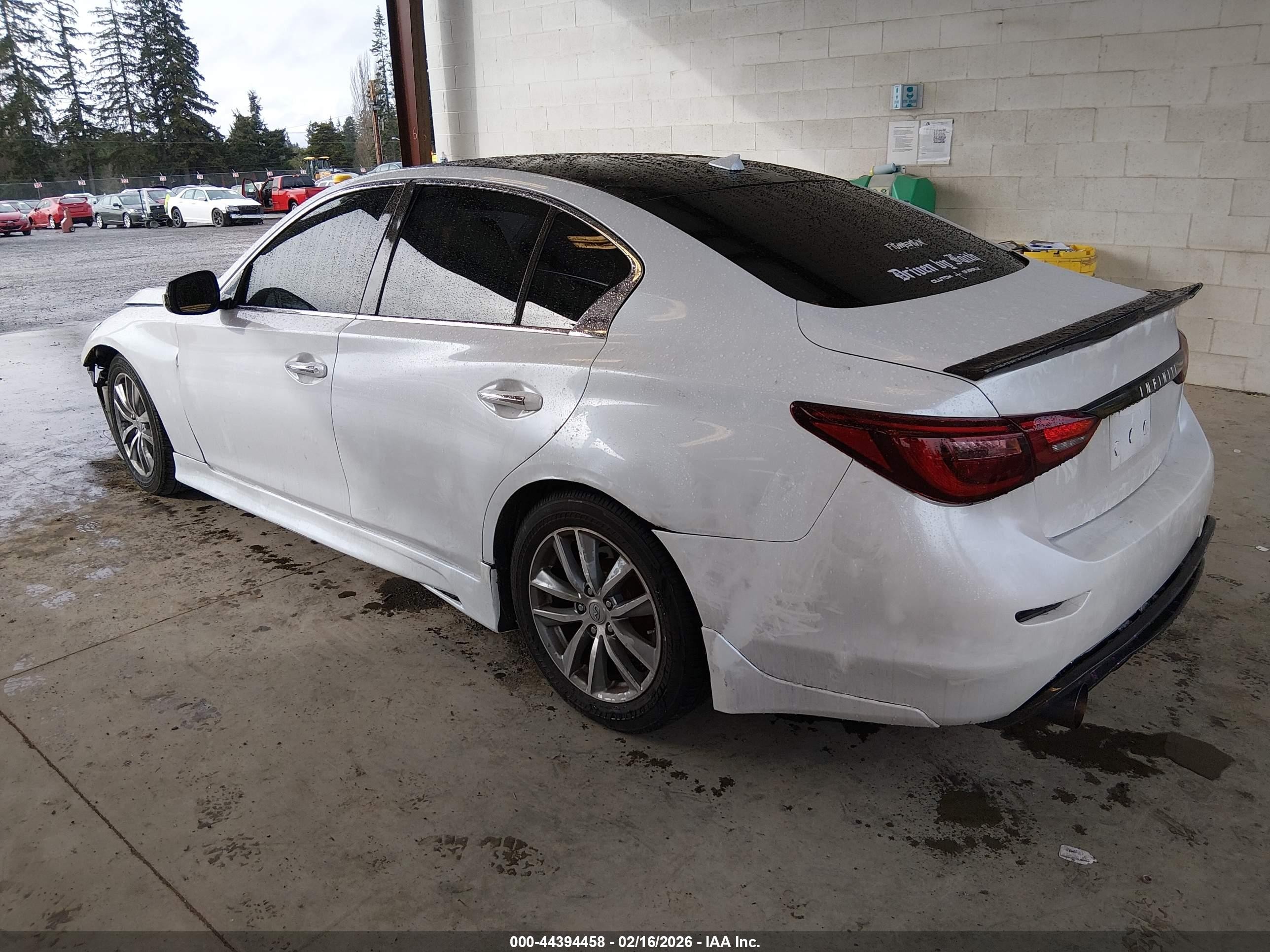 2015 Infiniti Q50 Hybrid Premium White vin: JN1AV7AP0FM790947