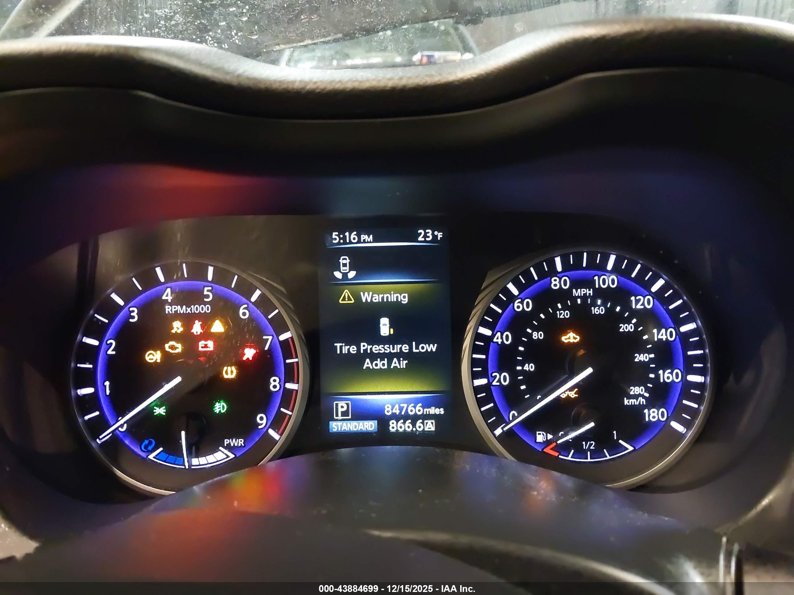 2015 Infiniti Q50 Hybrid Sport Purple vin: JN1AV7AP1FM790763