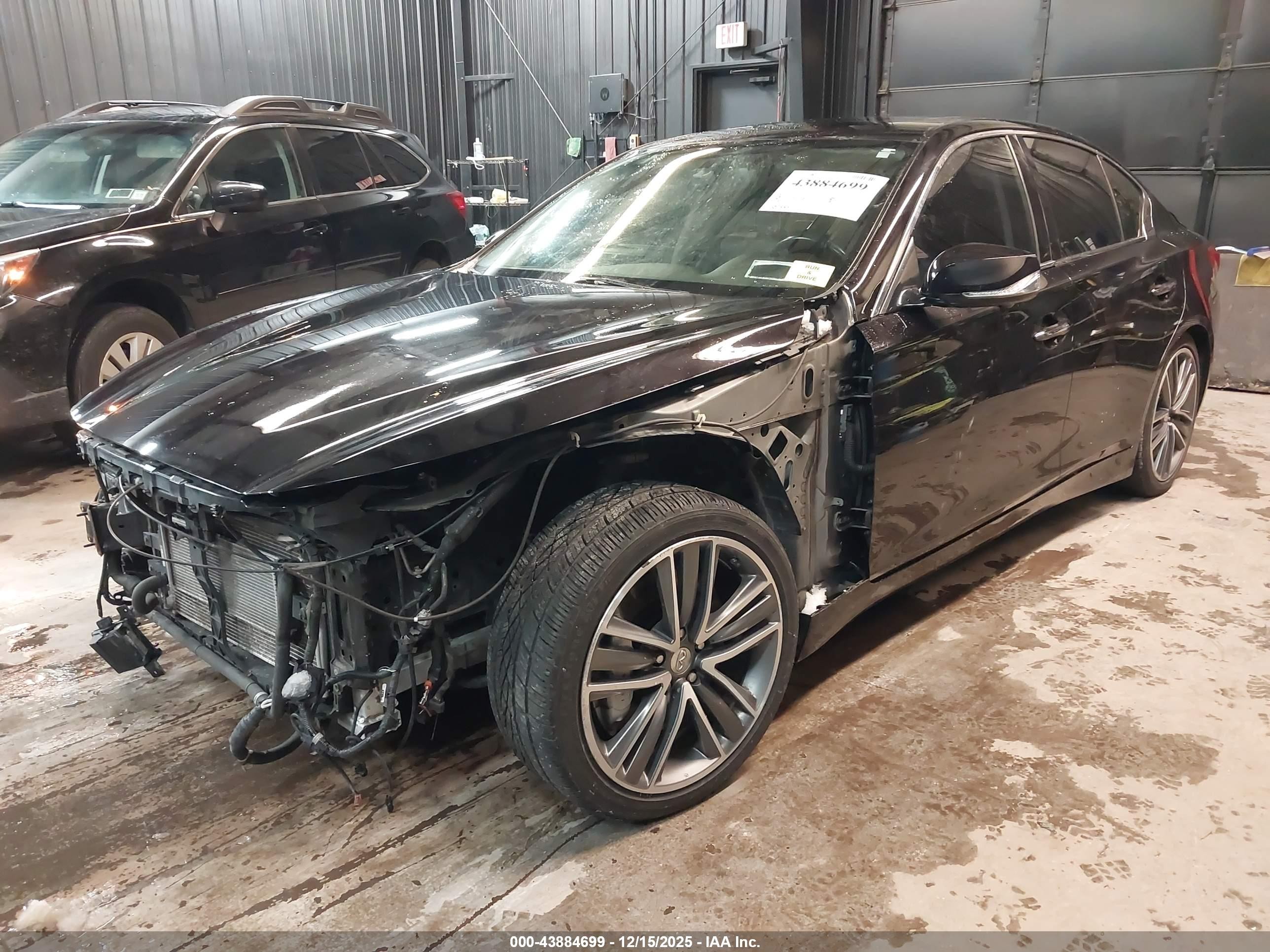 2015 Infiniti Q50 Hybrid Sport Purple vin: JN1AV7AP1FM790763