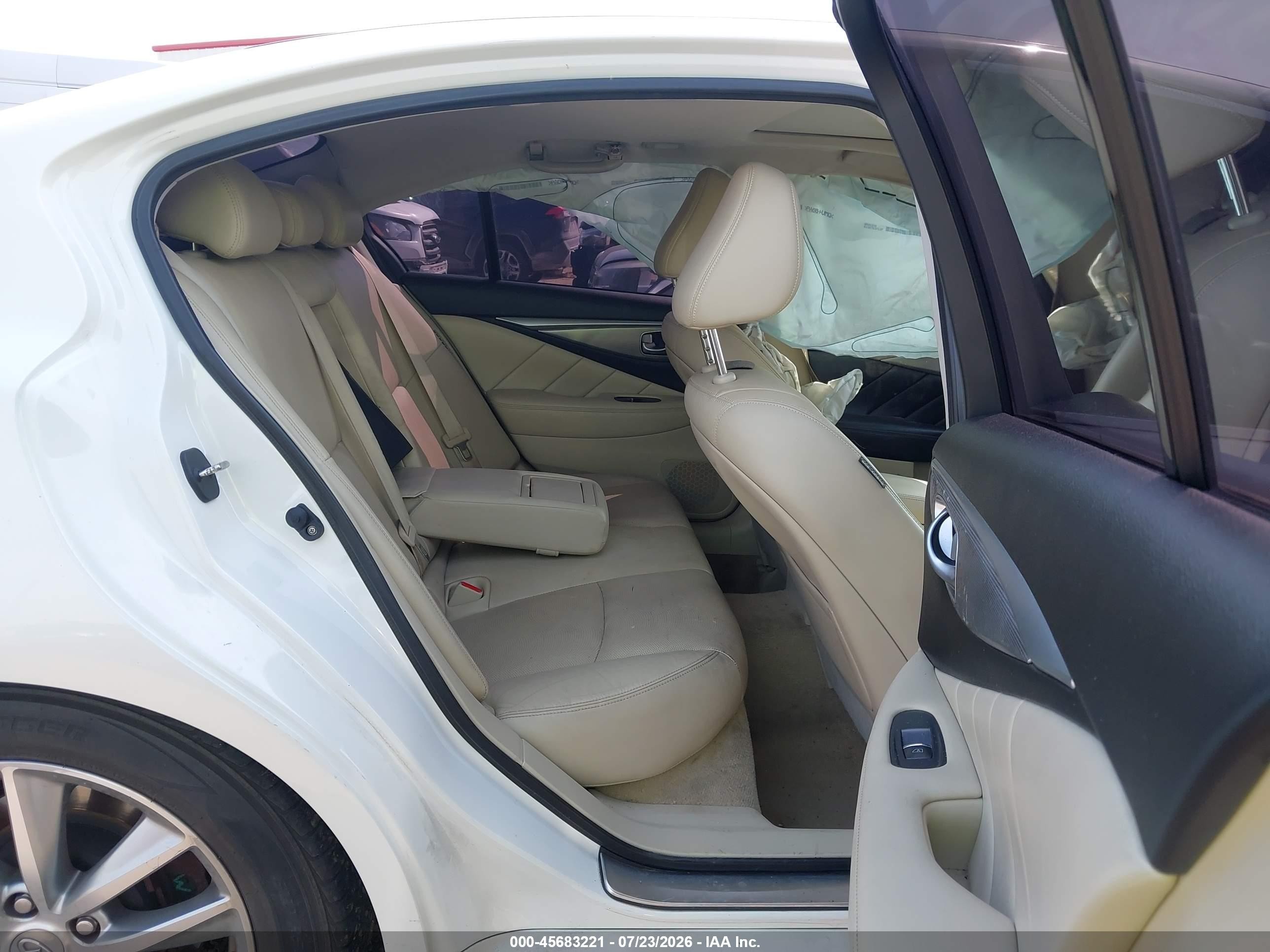 2014 Infiniti Q50 Hybrid Premium Белый vin: JN1AV7AP2EM691559