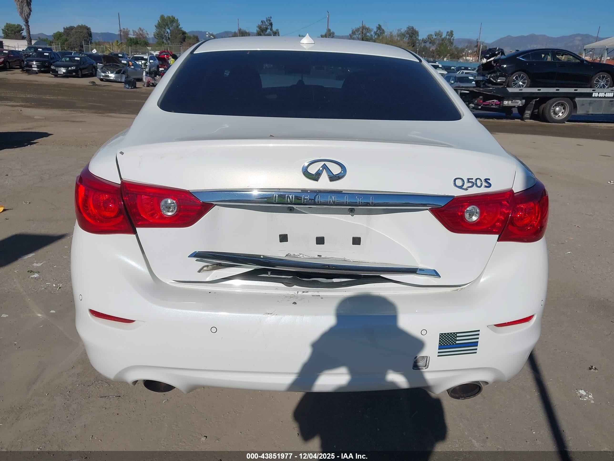 2015 Infiniti Q50 Hybrid Sport White vin: JN1AV7AP2FM790190