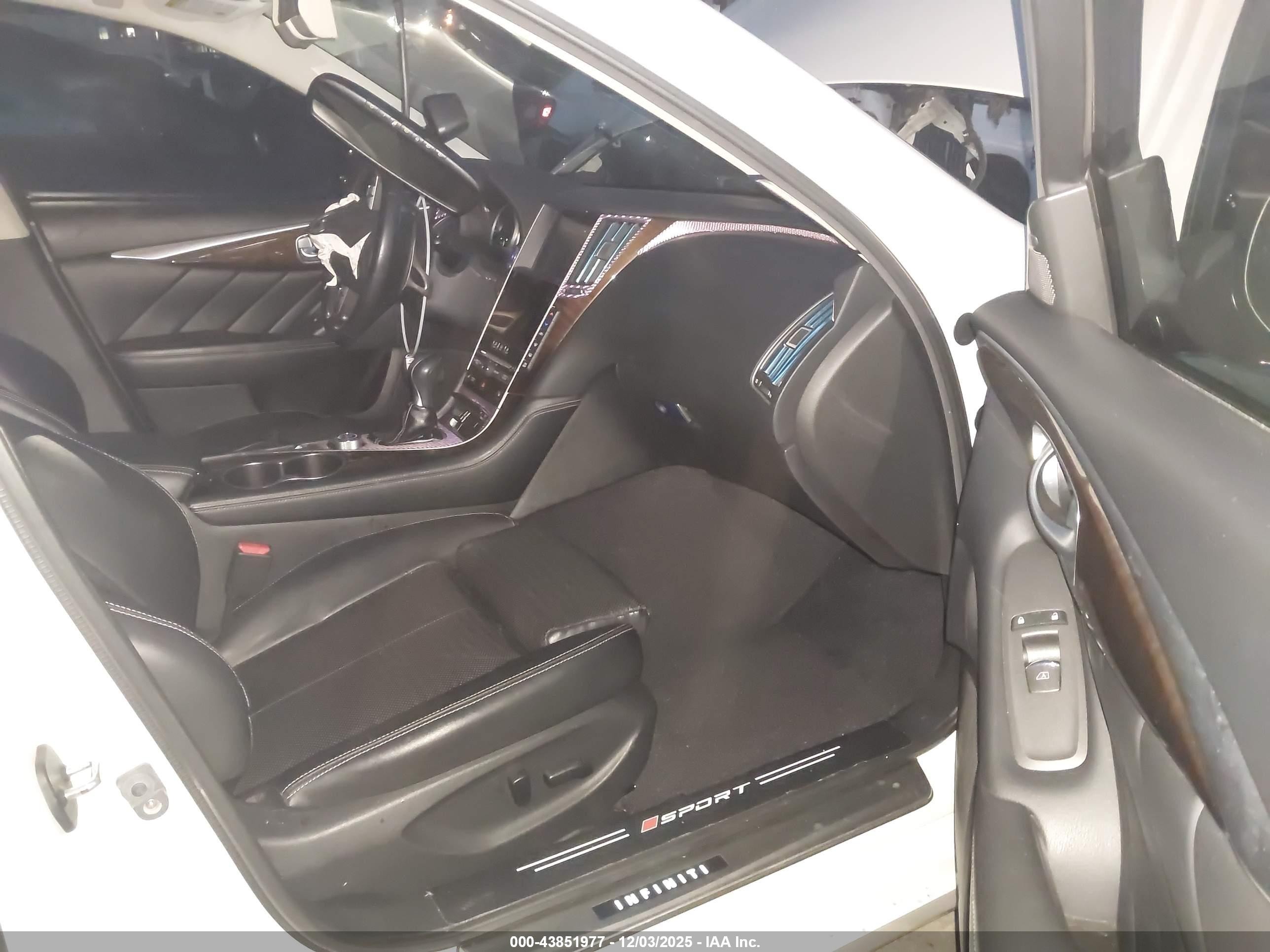 2015 Infiniti Q50 Hybrid Sport White vin: JN1AV7AP2FM790190
