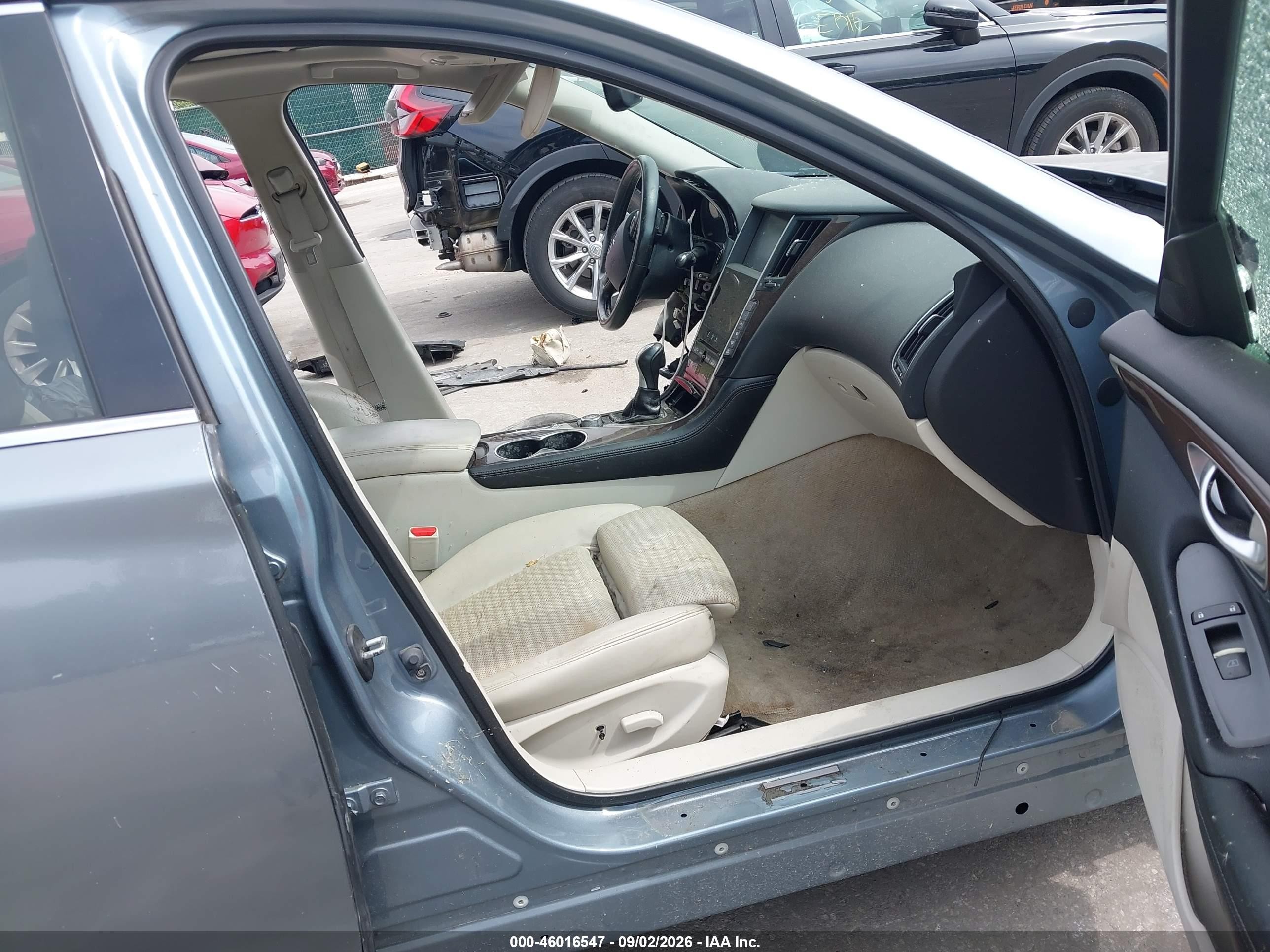 2014 Infiniti Q50 Hybrid Sport Light Blue vin: JN1AV7AP3EM690873