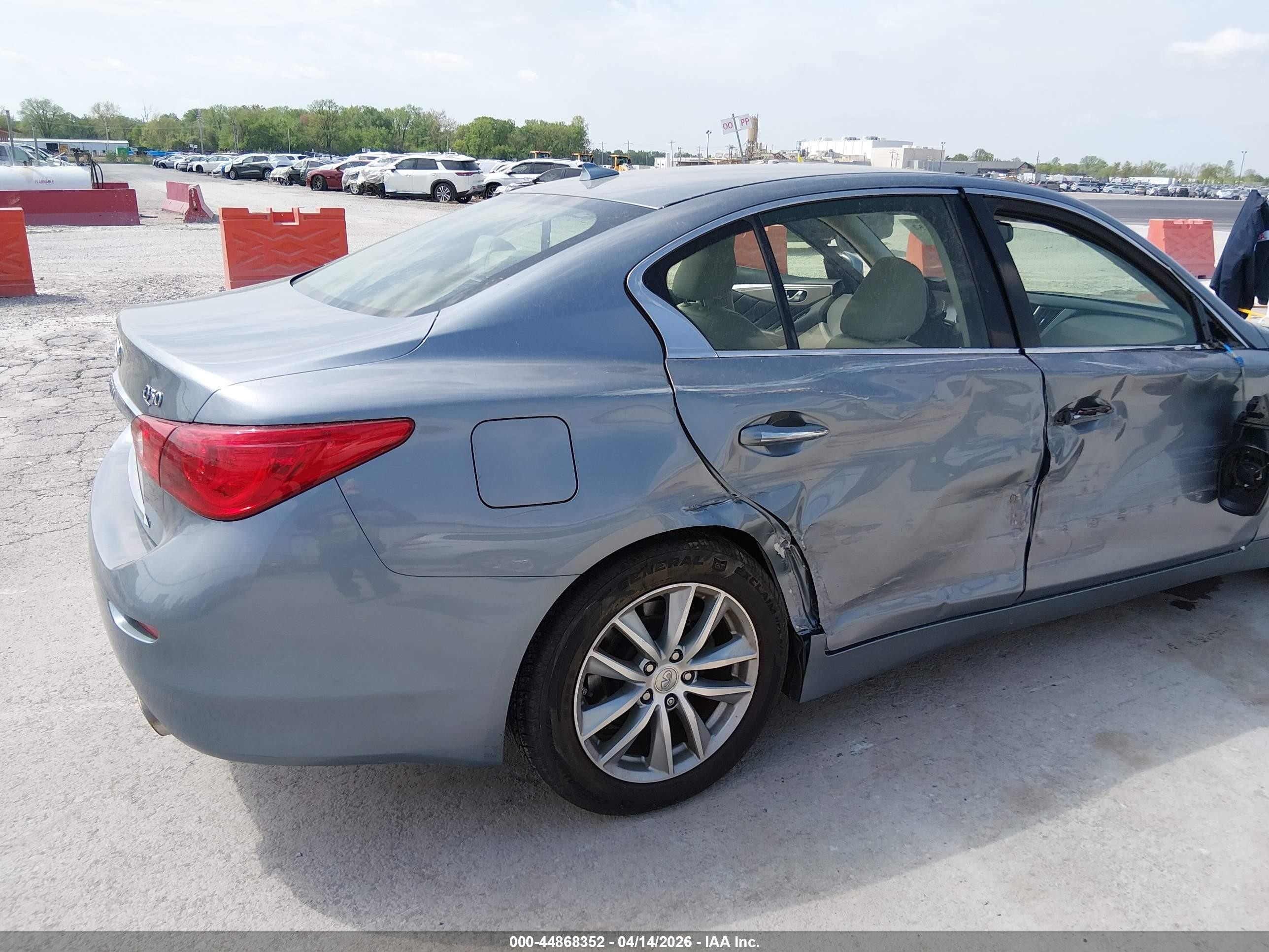 2014 Infiniti Q50 Hybrid Premium Blue vin: JN1AV7AP3EM690923