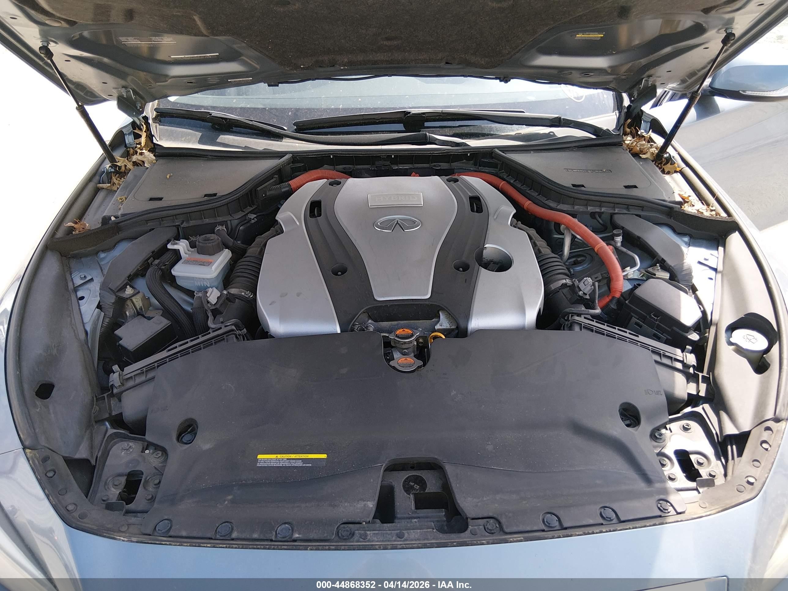 2014 Infiniti Q50 Hybrid Premium Blue vin: JN1AV7AP3EM690923
