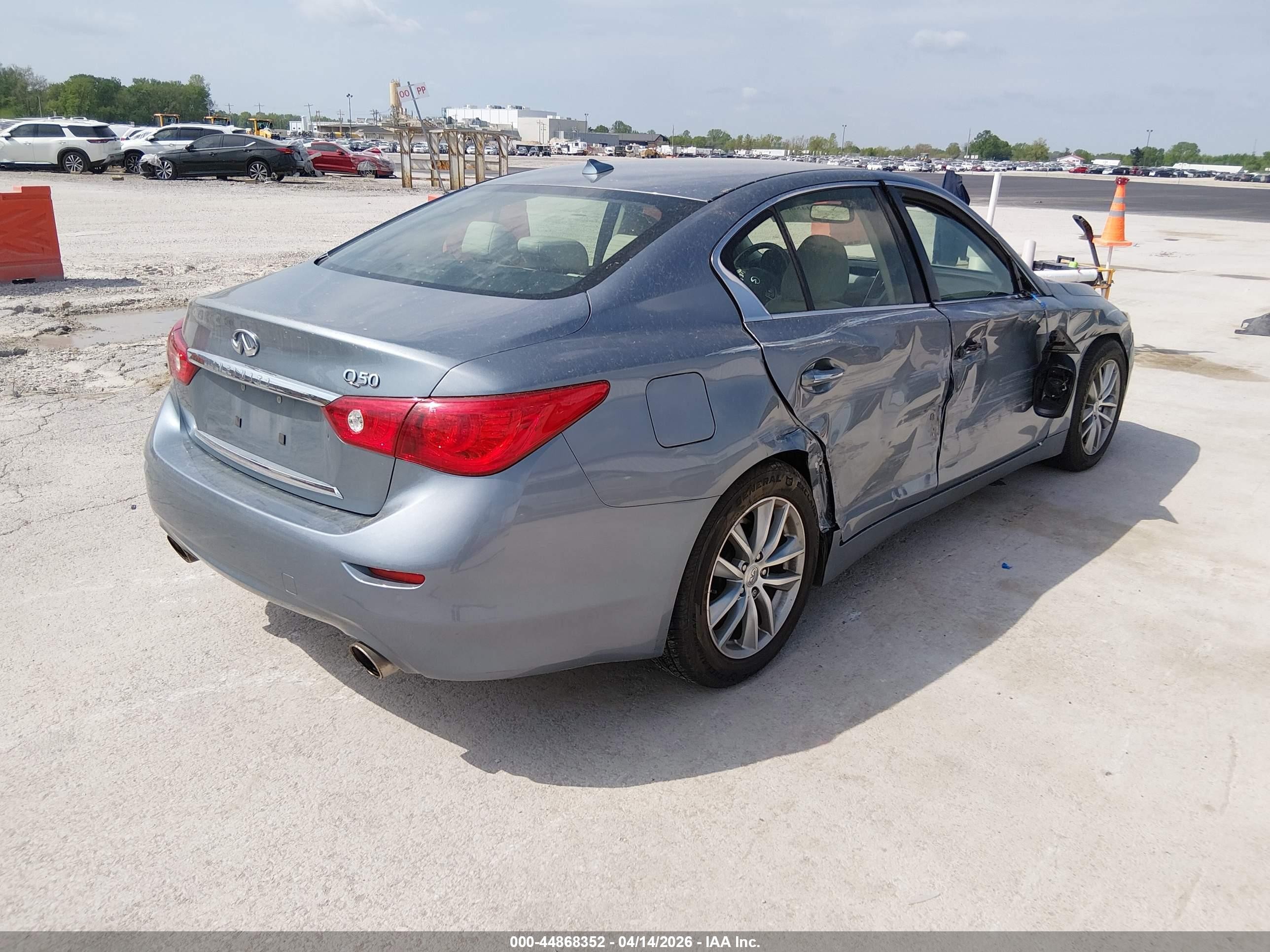 2014 Infiniti Q50 Hybrid Premium Blue vin: JN1AV7AP3EM690923
