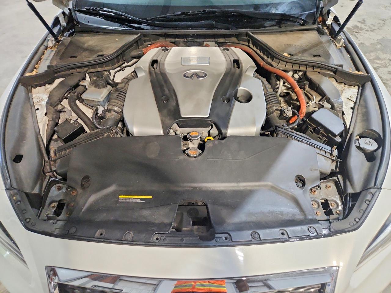 2014 Infiniti Q50 Hybrid Sport Белый vin: JN1AV7AP3EM692316
