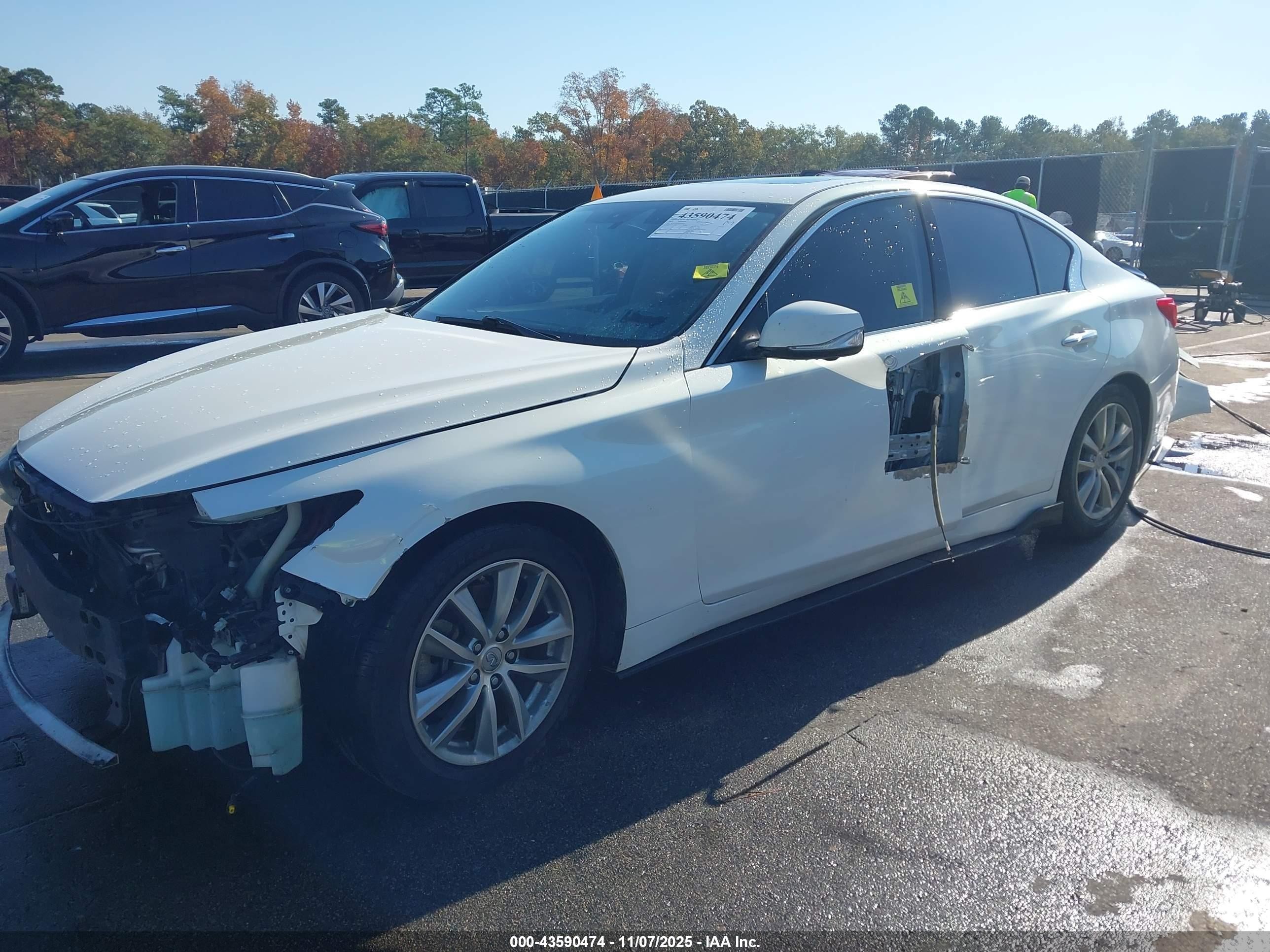 2015 Infiniti Q50 Hybrid Premium Белый vin: JN1AV7AP4FM790563