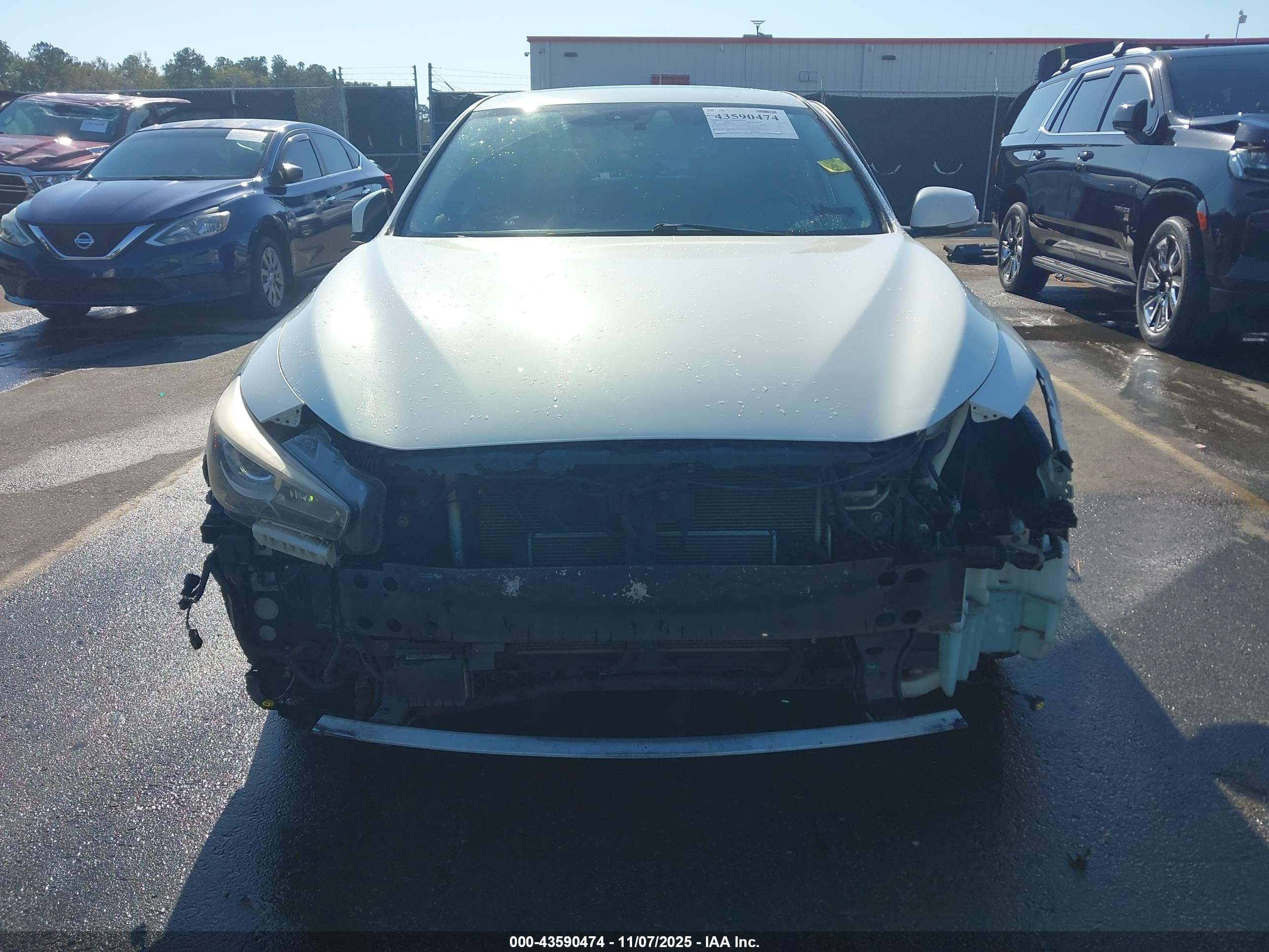 2015 Infiniti Q50 Hybrid Premium Белый vin: JN1AV7AP4FM790563