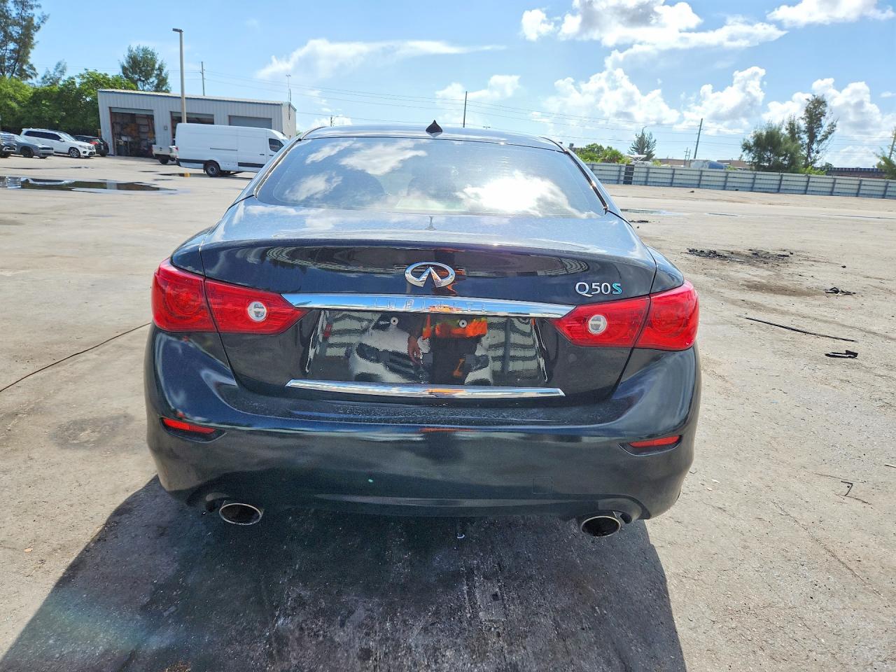 2015 Infiniti Q50 Hybrid Premium Black vin: JN1AV7AP4FM790708