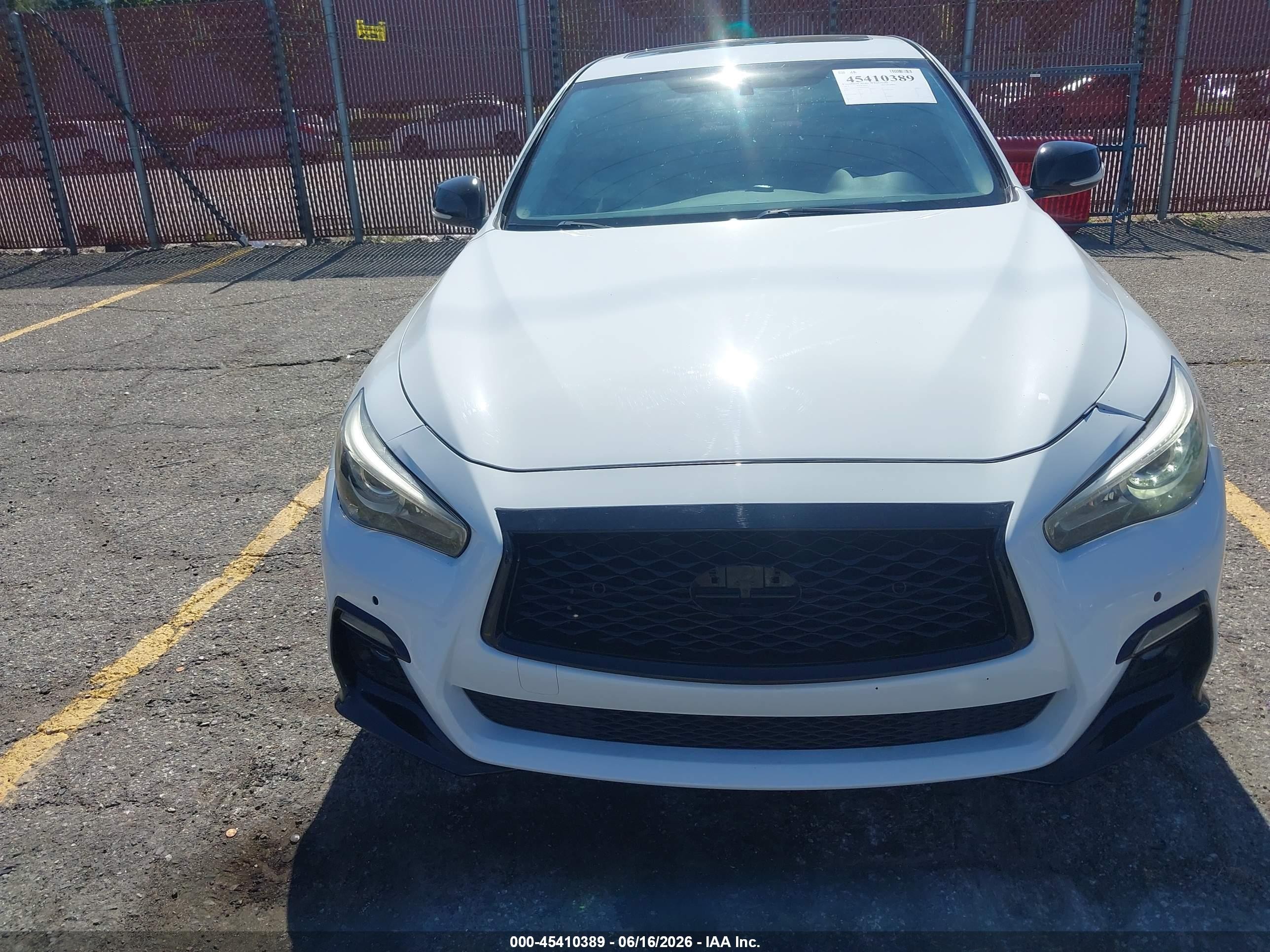 2015 Infiniti Q50 Hybrid Premium White vin: JN1AV7AP5FM790734