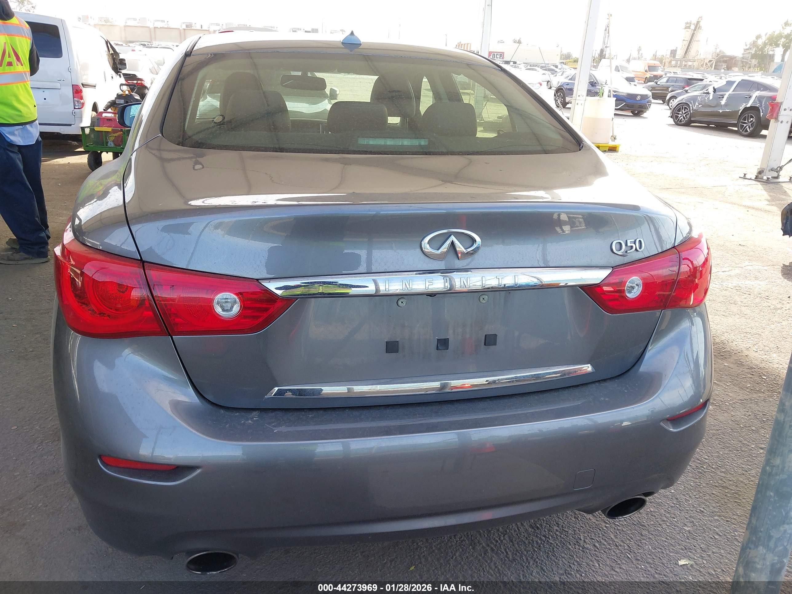 2015 Infiniti Q50 Hybrid Premium Gray vin: JN1AV7AP7FM790928