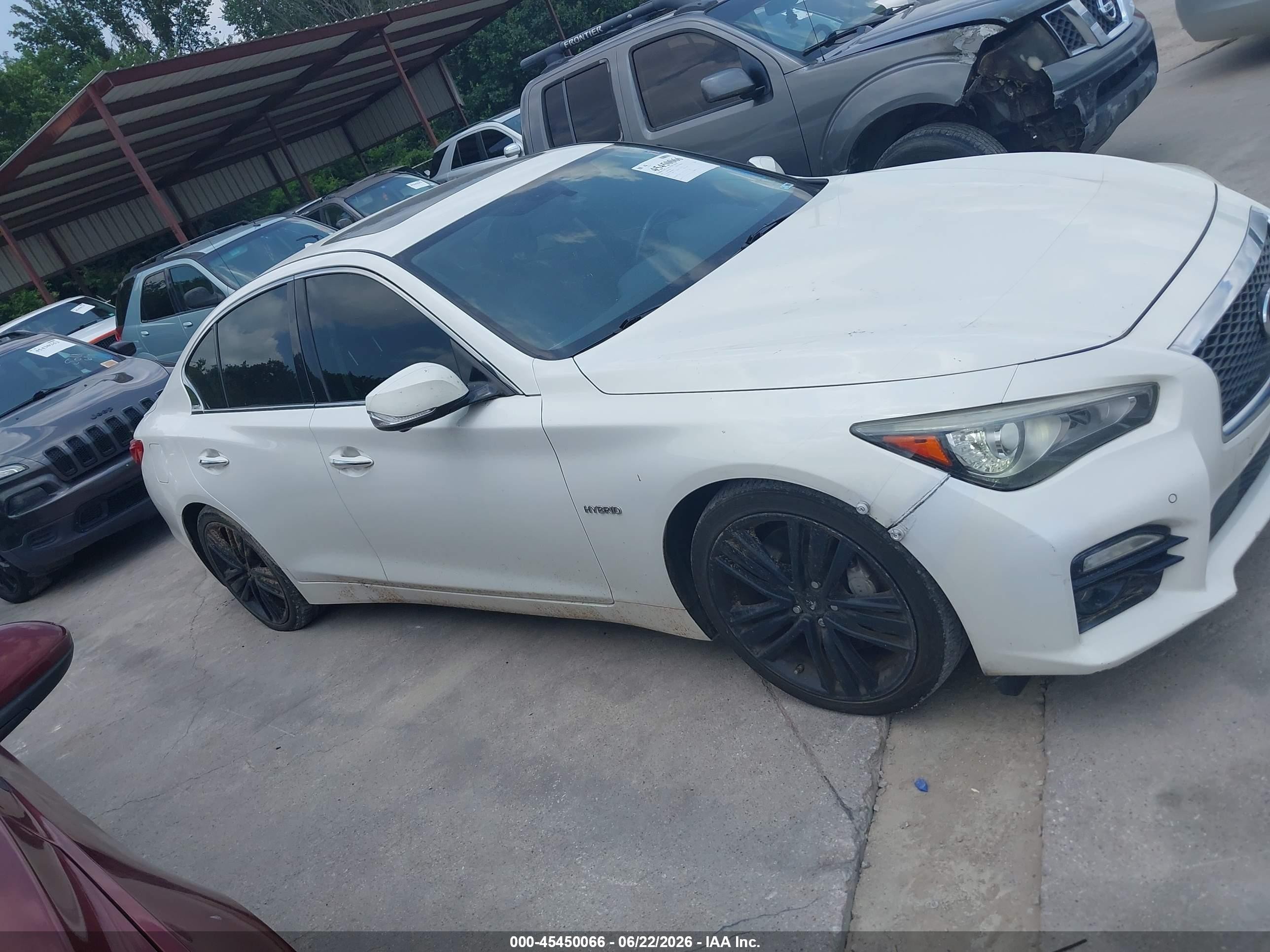 2015 Infiniti Q50 Hybrid Sport White vin: JN1AV7AP9FM790087