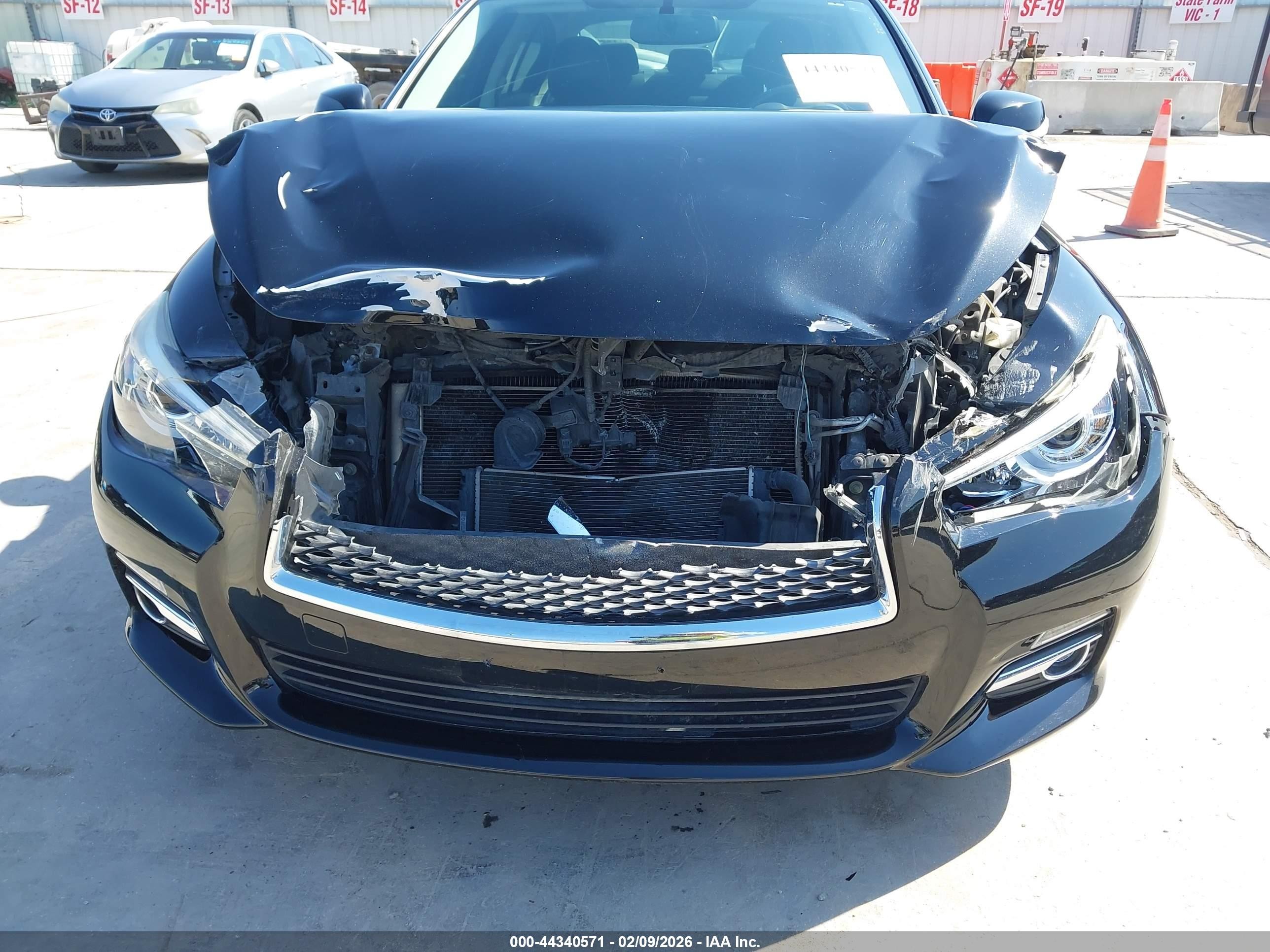 2015 Infiniti Q50 Hybrid Premium Black vin: JN1AV7AP9FM790378