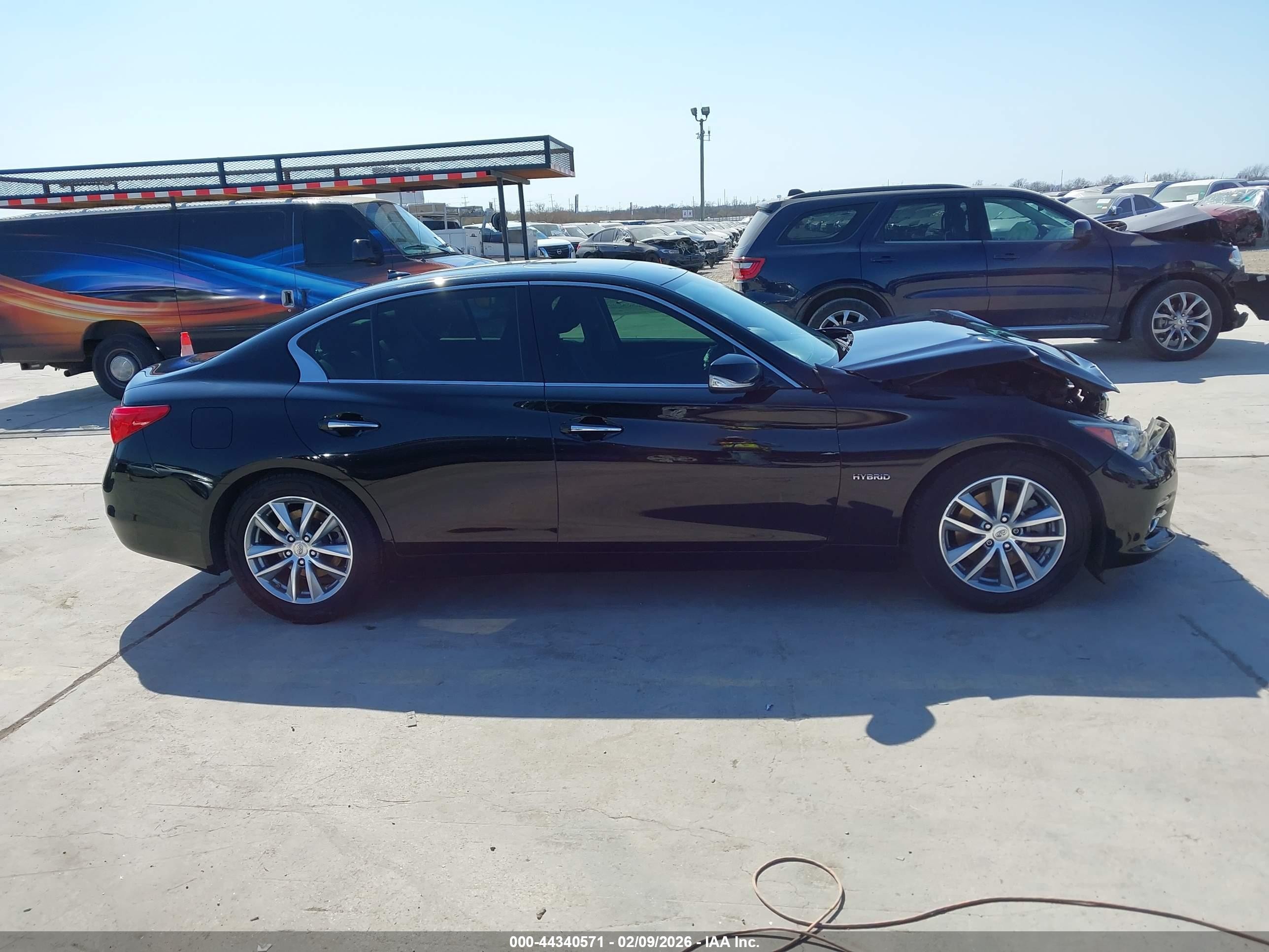2015 Infiniti Q50 Hybrid Premium Black vin: JN1AV7AP9FM790378