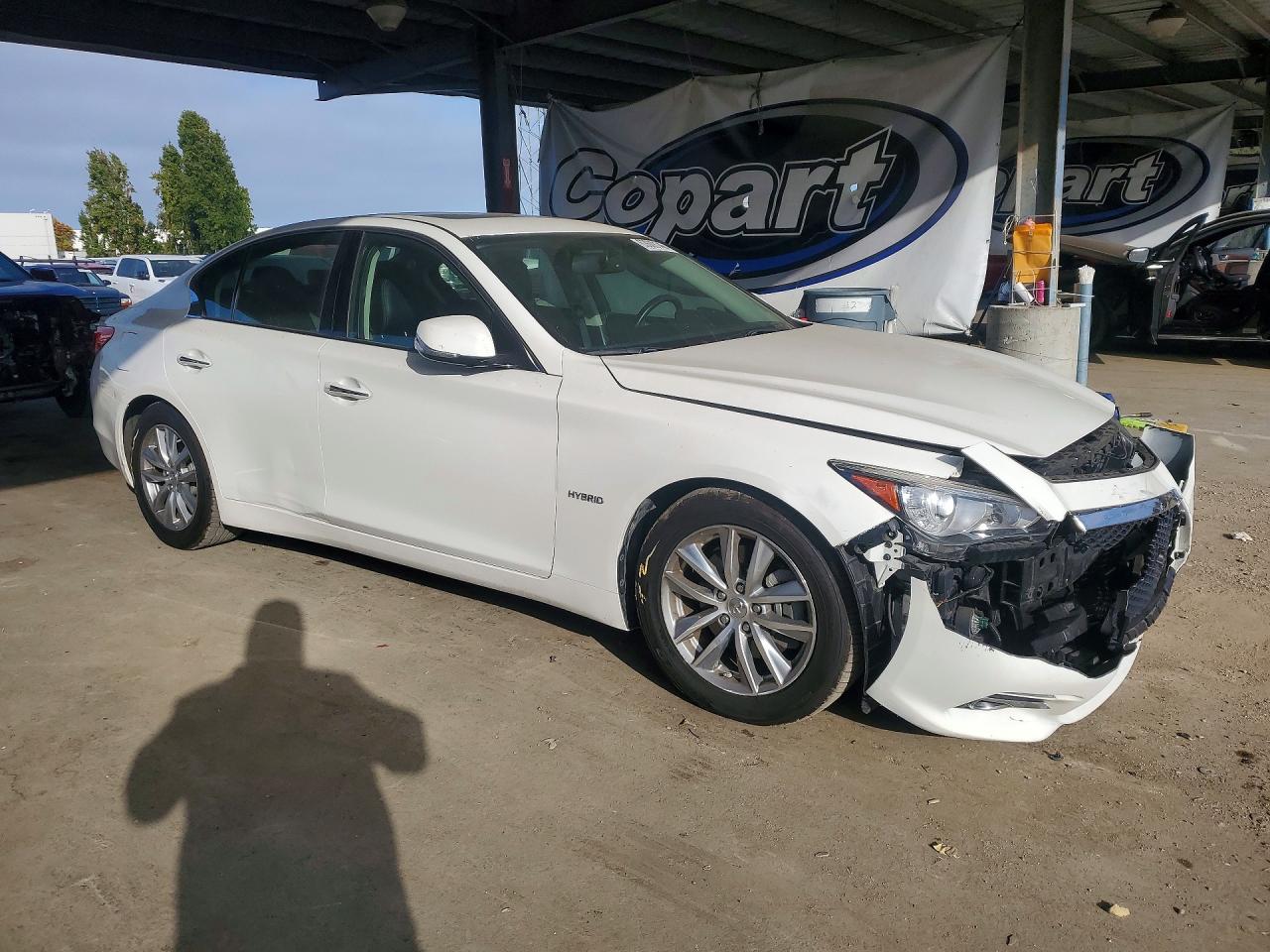 2015 Infiniti Q50 Hybrid Premium White vin: JN1AV7APXFM790793