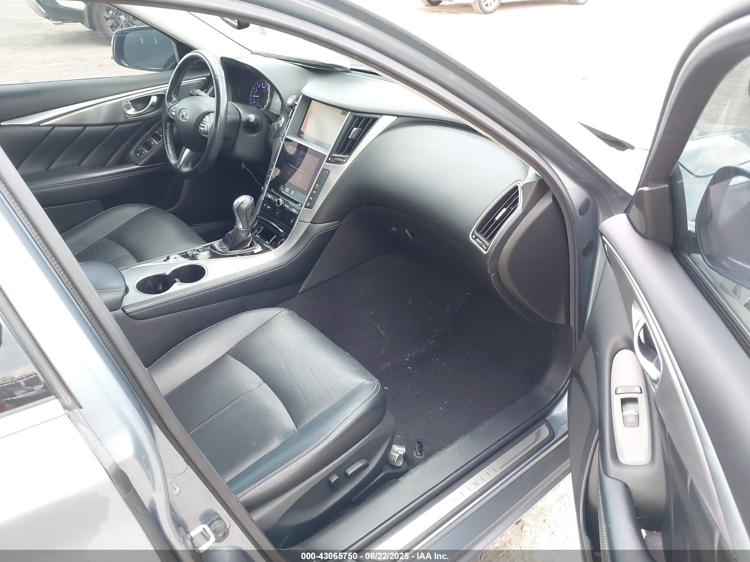2015 Infiniti Q50 Hybrid Premium Light Blue vin: JN1AV7APXFM790843
