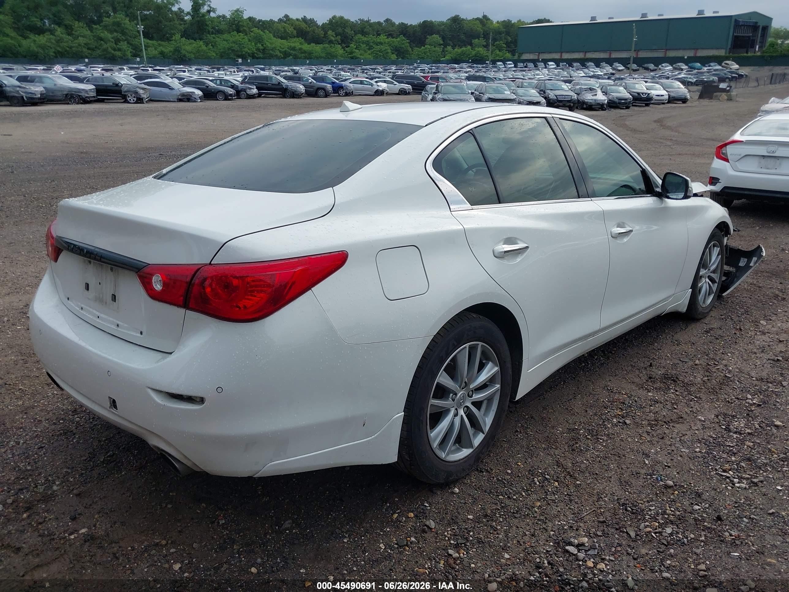 2014 Infiniti Q50 Hybrid Premium White vin: JN1AV7AR0EM700373