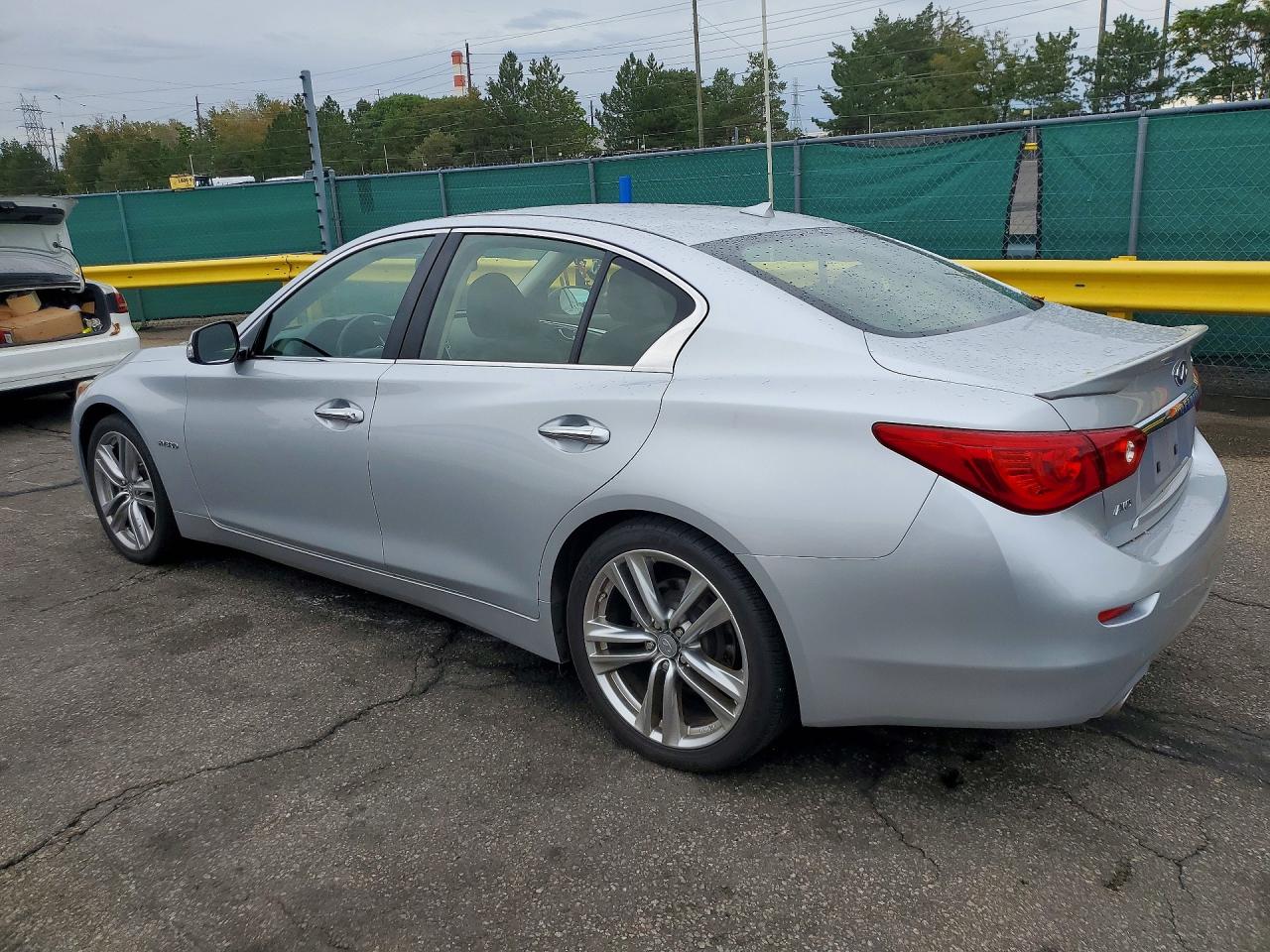 2014 Infiniti Q50 Hybrid Premium Silver vin: JN1AV7AR1EM701631