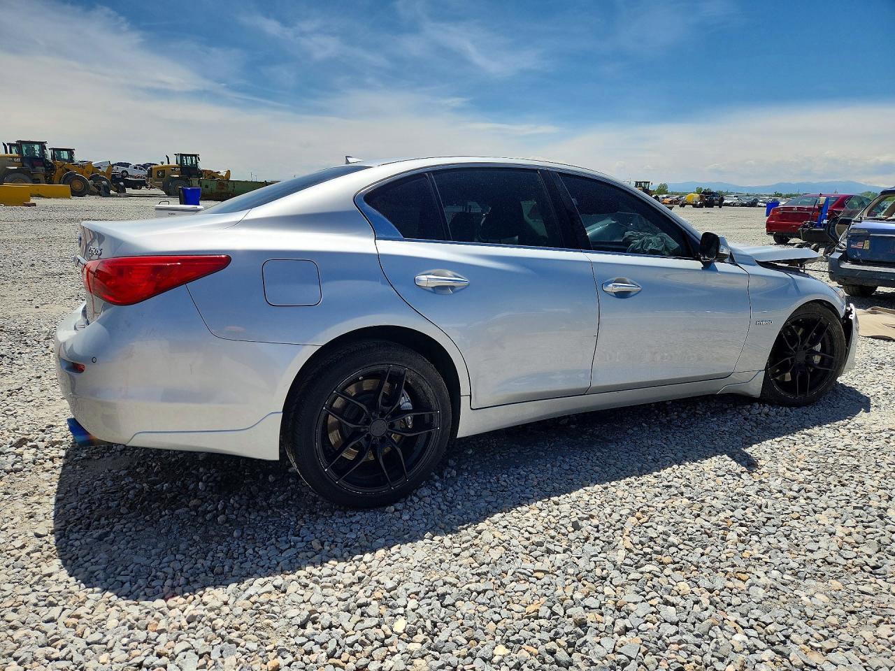 2014 Infiniti Q50 Hybrid Sport Silver vin: JN1AV7AR2EM702271
