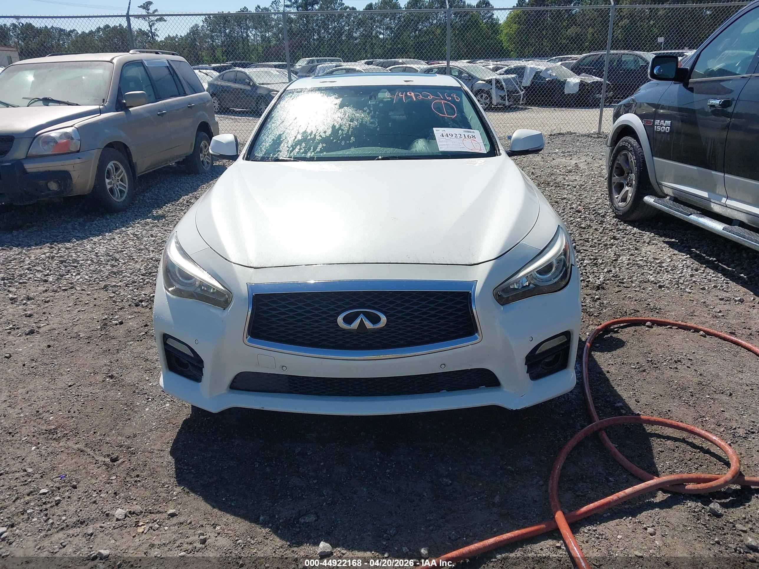 2014 Infiniti Q50 Hybrid Sport White vin: JN1AV7AR2EM703050