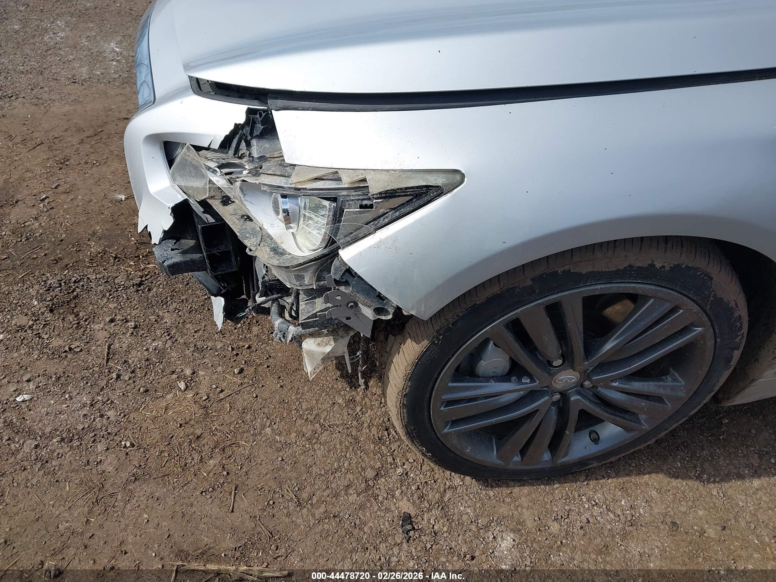 2015 Infiniti Q50 Hybrid Premium/sport Серебряный vin: JN1AV7AR2FM850857
