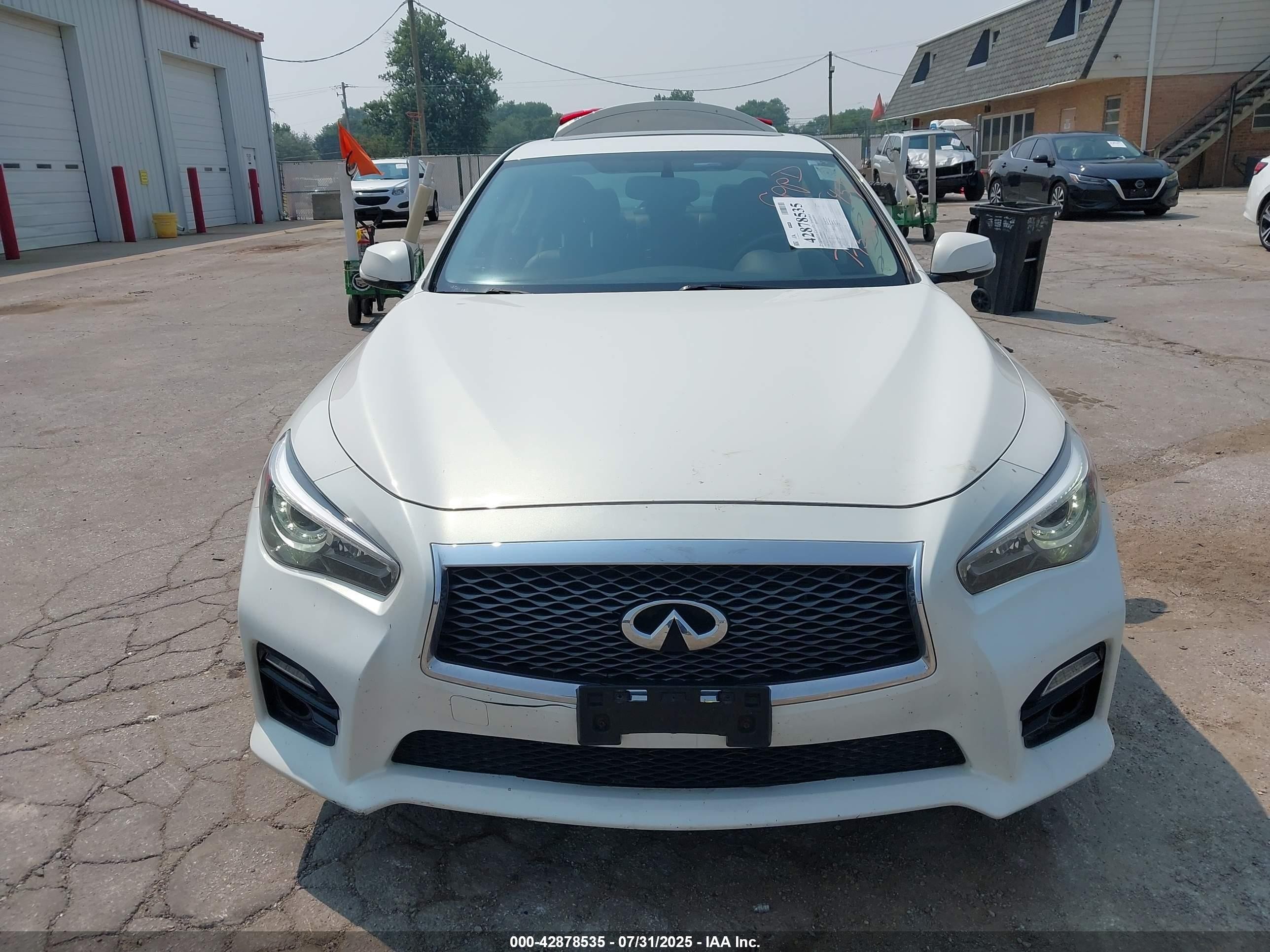 2015 Infiniti Q50 Hybrid Sport White vin: JN1AV7AR3FM850236