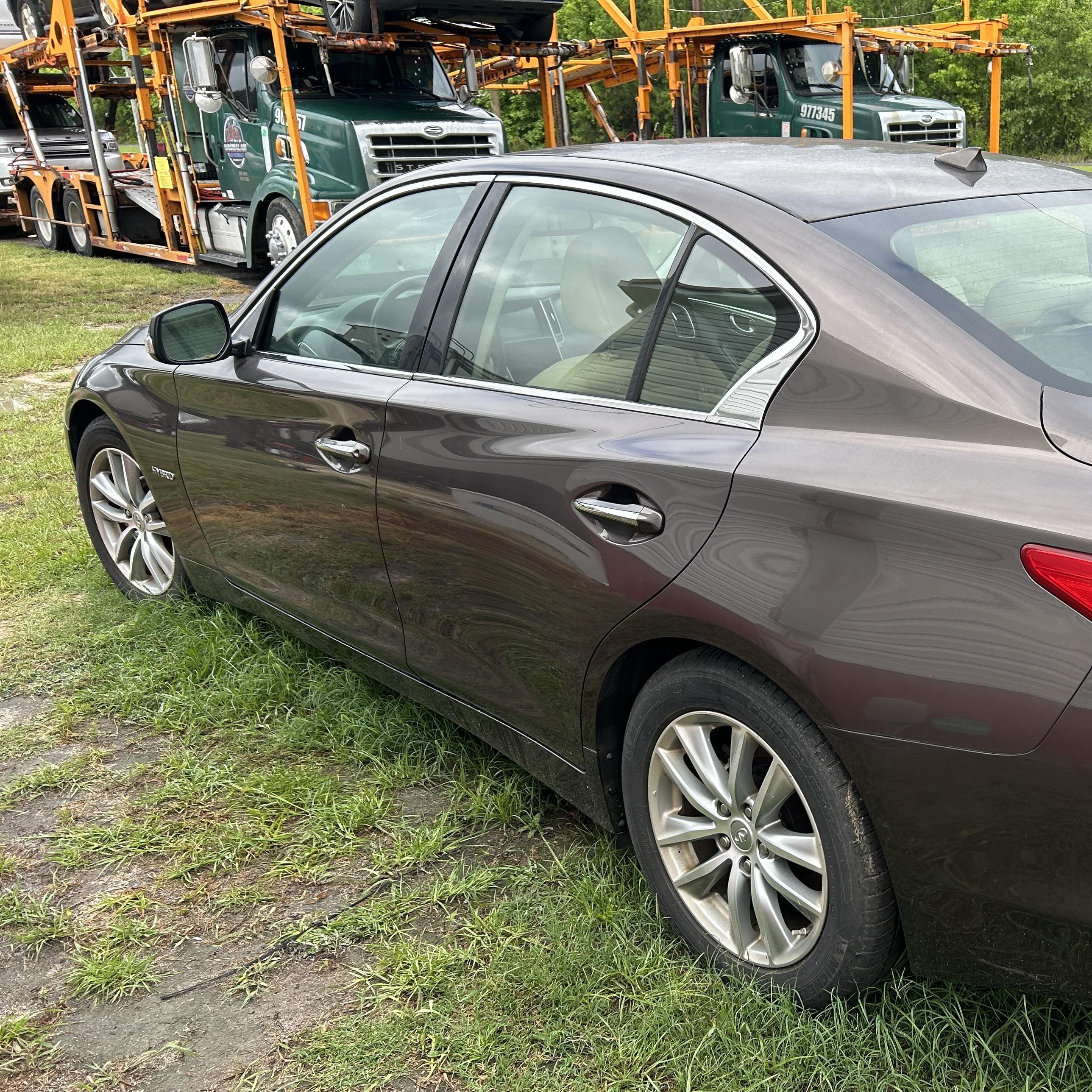 2014 Infiniti Q50 Hybrid Premium vin: JN1AV7AR4EM701185