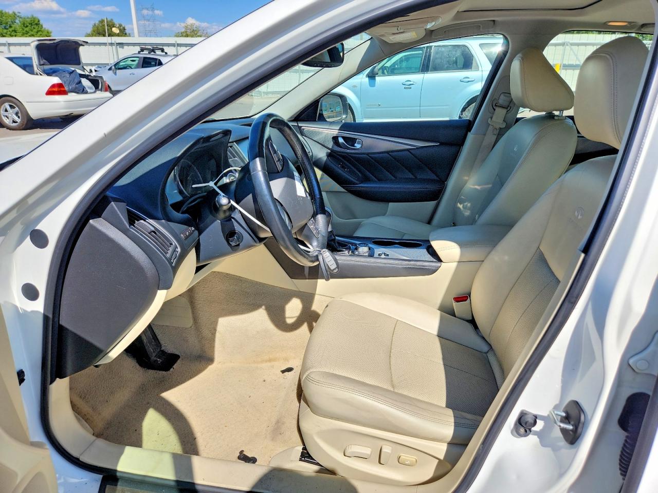2014 Infiniti Q50 Hybrid Premium White vin: JN1AV7AR5EM702345