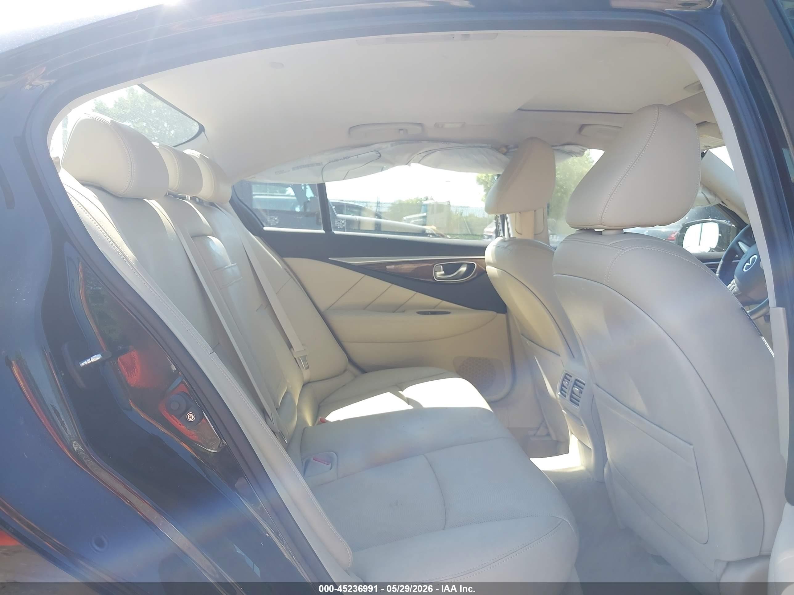 2014 Infiniti Q50 Hybrid Premium Black vin: JN1AV7AR7EM702394