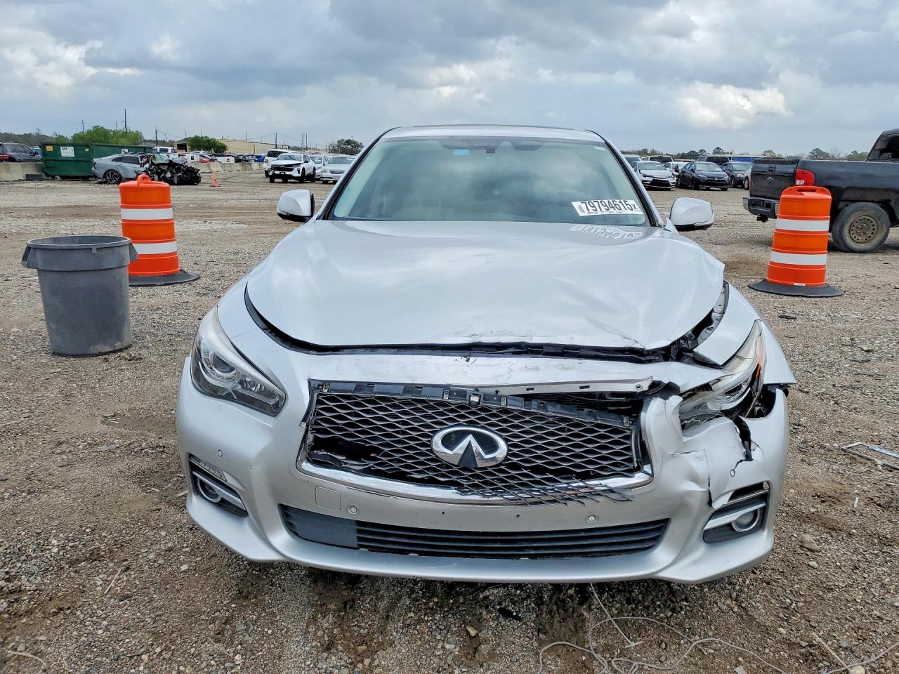 2014 Infiniti Q50 Hybrid Premium Серебряный vin: JN1AV7AR8EM702419