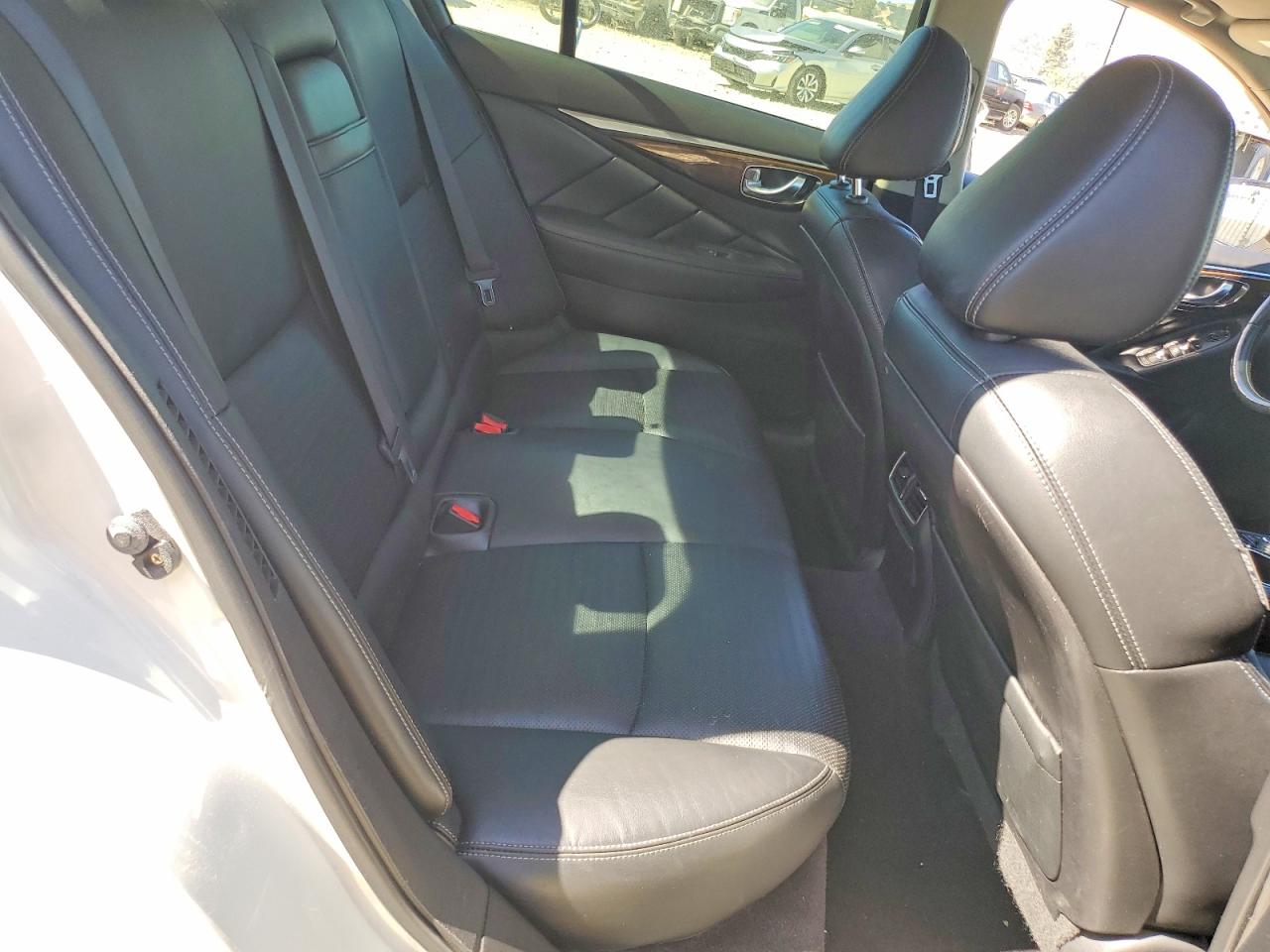 2014 Infiniti Q50 Hybrid Sport Белый vin: JN1AV7AR8EM703439