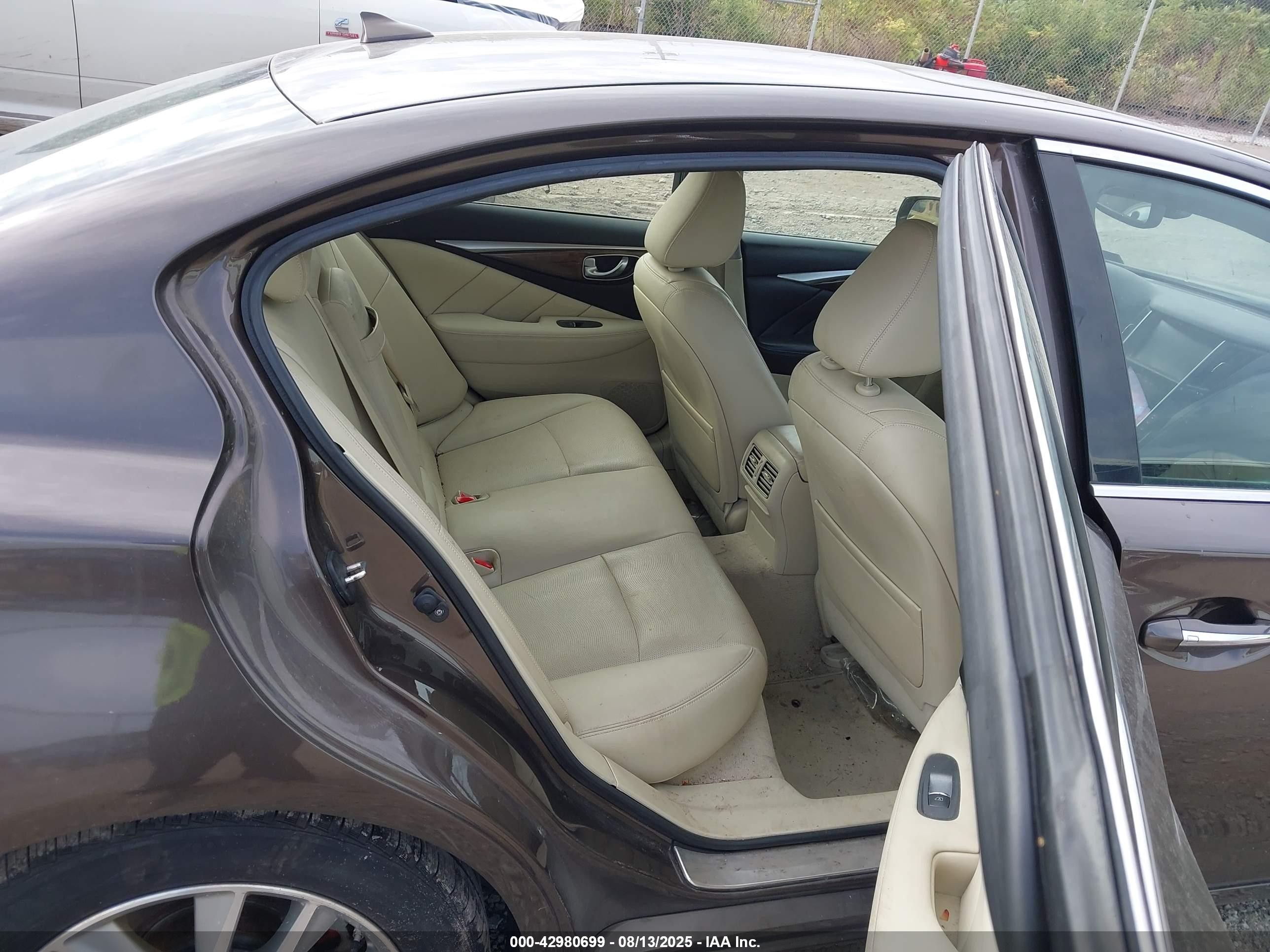 2015 Infiniti Q50 Hybrid Premium/sport Brown vin: JN1AV7AR8FM850619