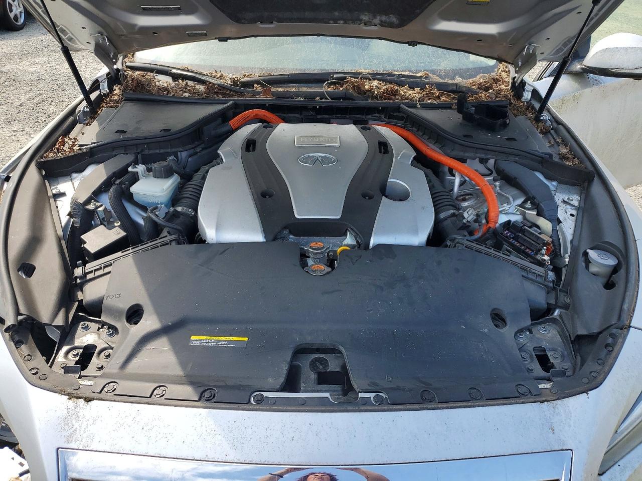 2014 Infiniti Q50 Hybrid Premium Silver vin: JN1AV7AR9EM702199