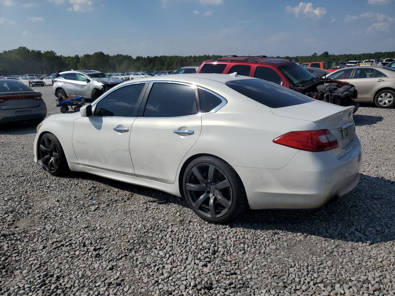2013 Infiniti M56 White vin: JN1AY1AP0DM540013