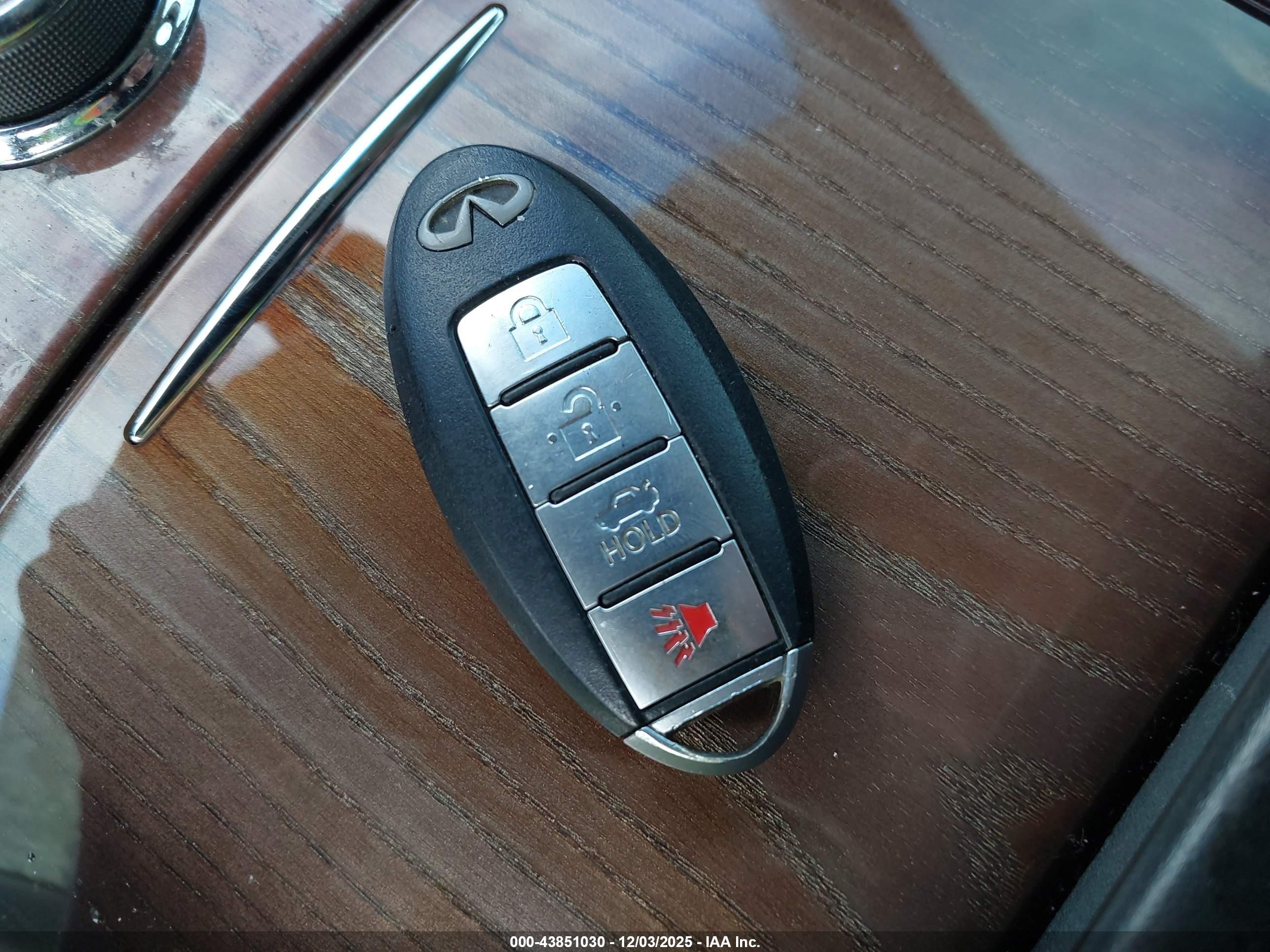 2012 Infiniti M56   Black vin: JN1AY1AP1CM530282