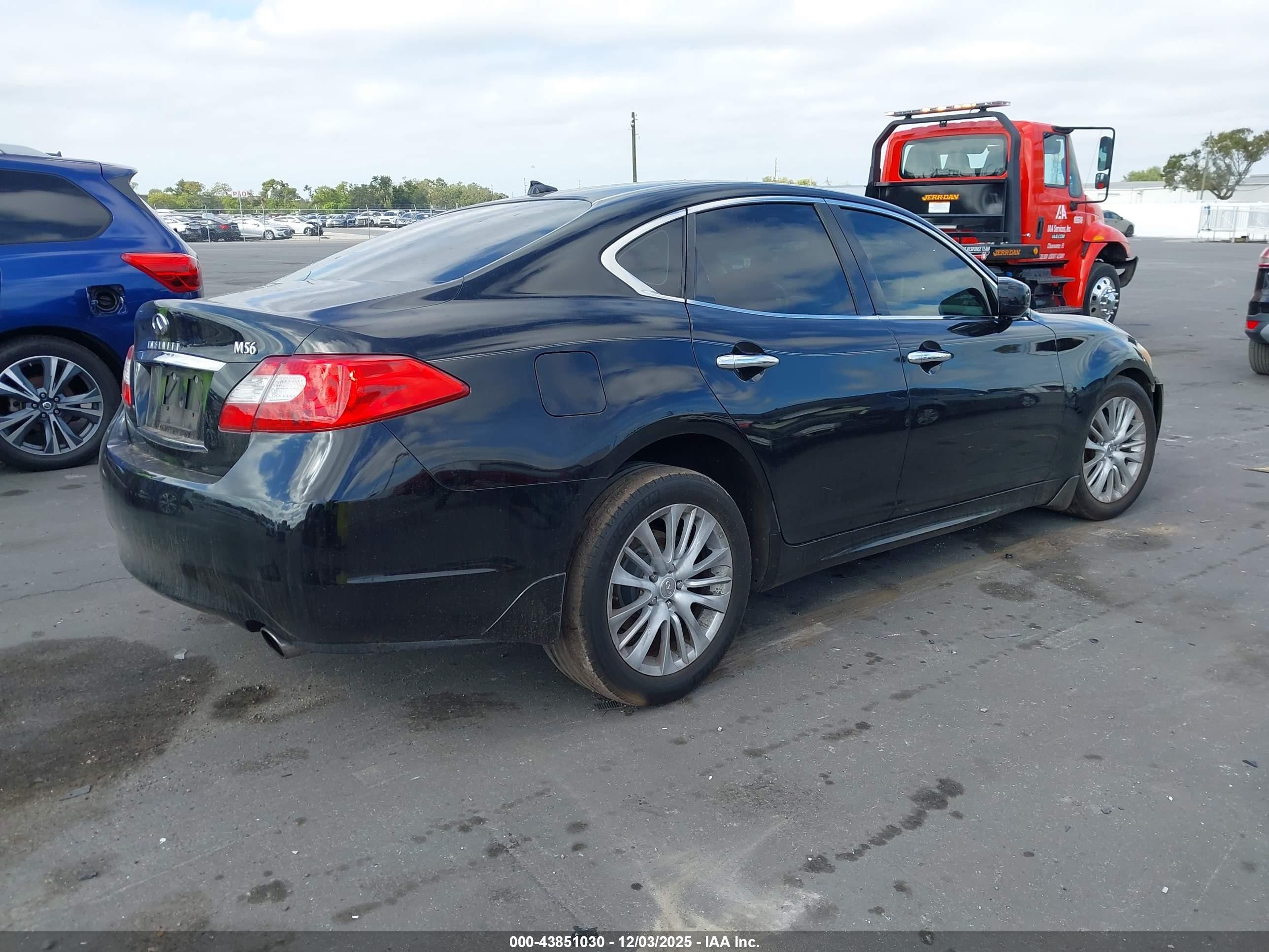 2012 Infiniti M56   Black vin: JN1AY1AP1CM530282
