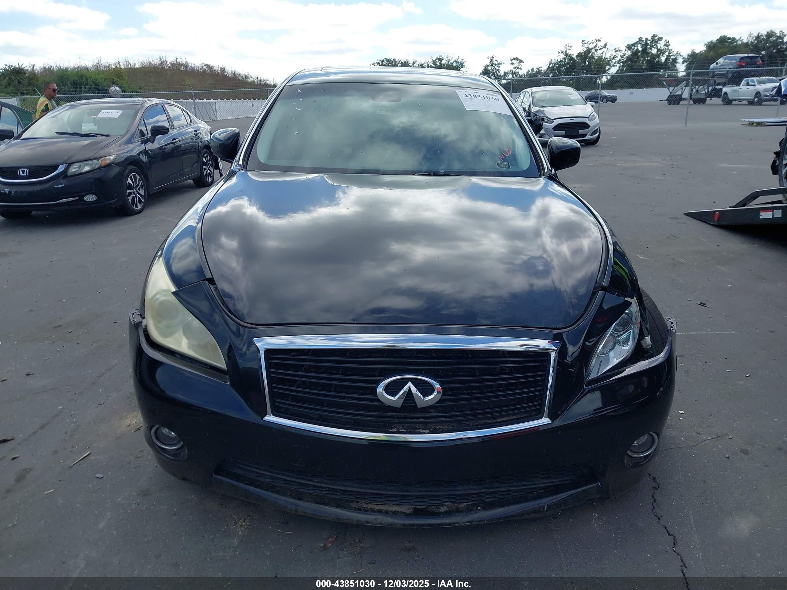 2012 Infiniti M56   Black vin: JN1AY1AP1CM530282