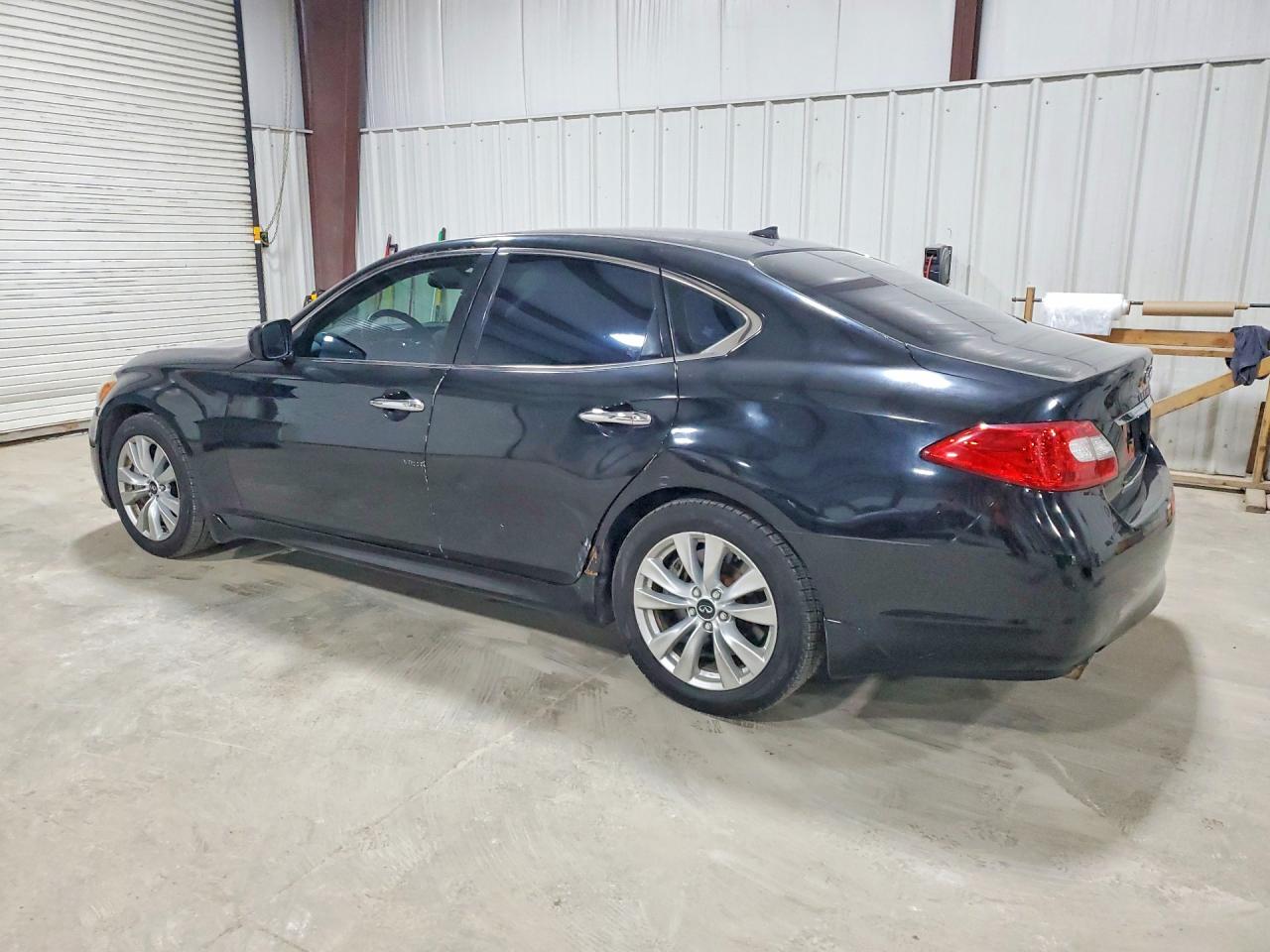 2011 Infiniti M56 Base Black vin: JN1AY1AP2BM520326