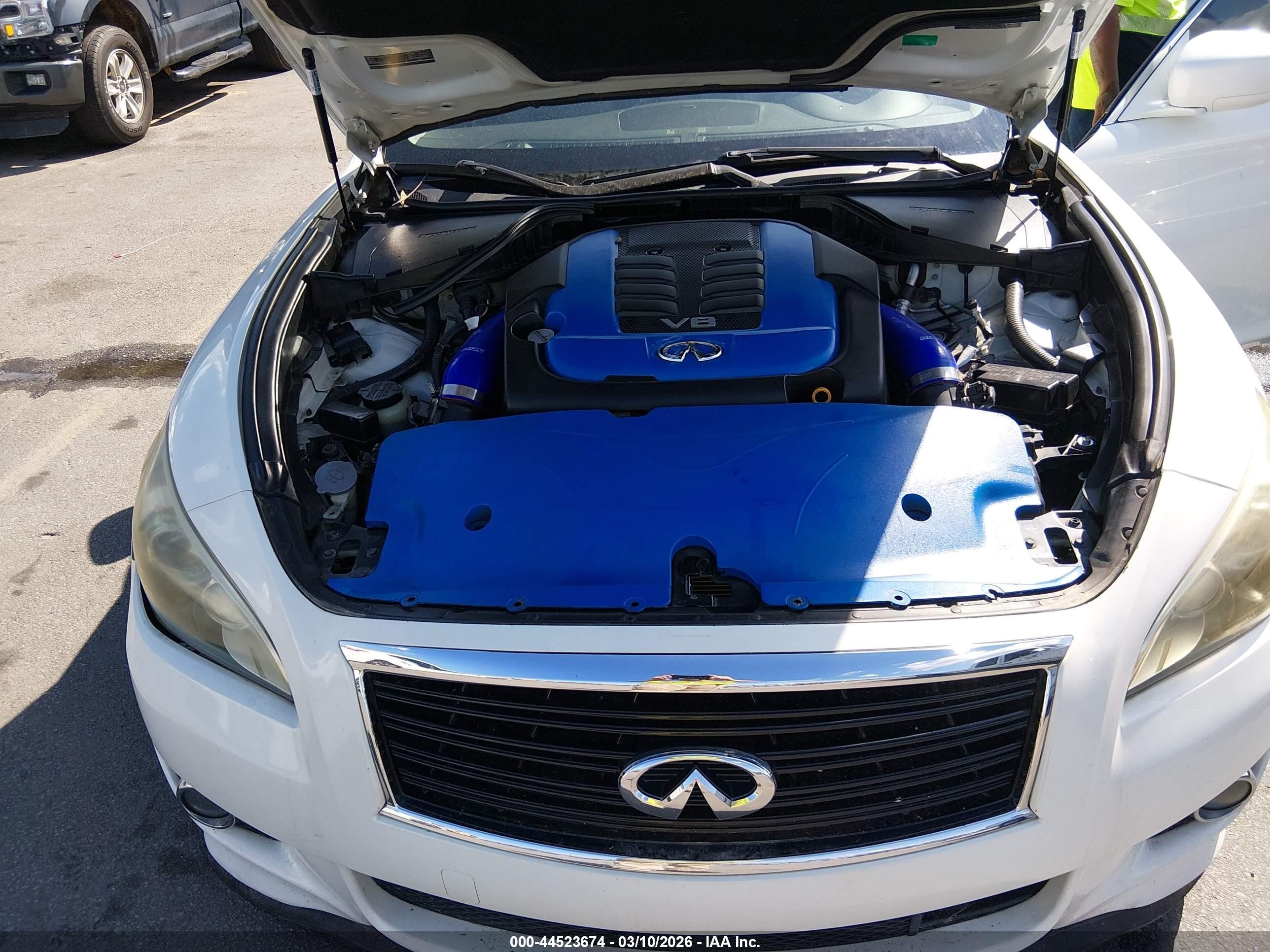 2012 Infiniti M56   White vin: JN1AY1AP3CM530347