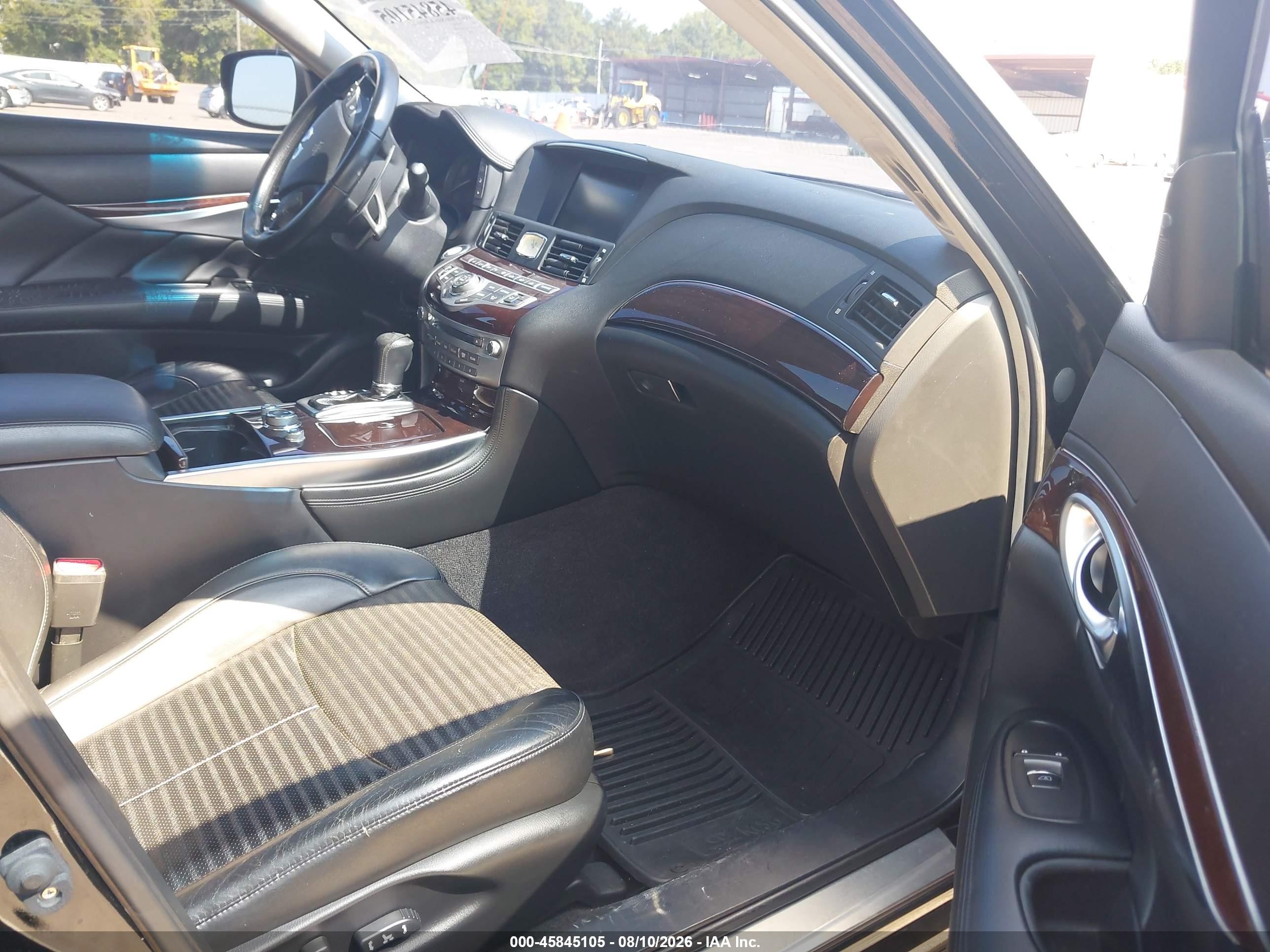 2011 Infiniti M56 Black vin: JN1AY1AP5BM520059