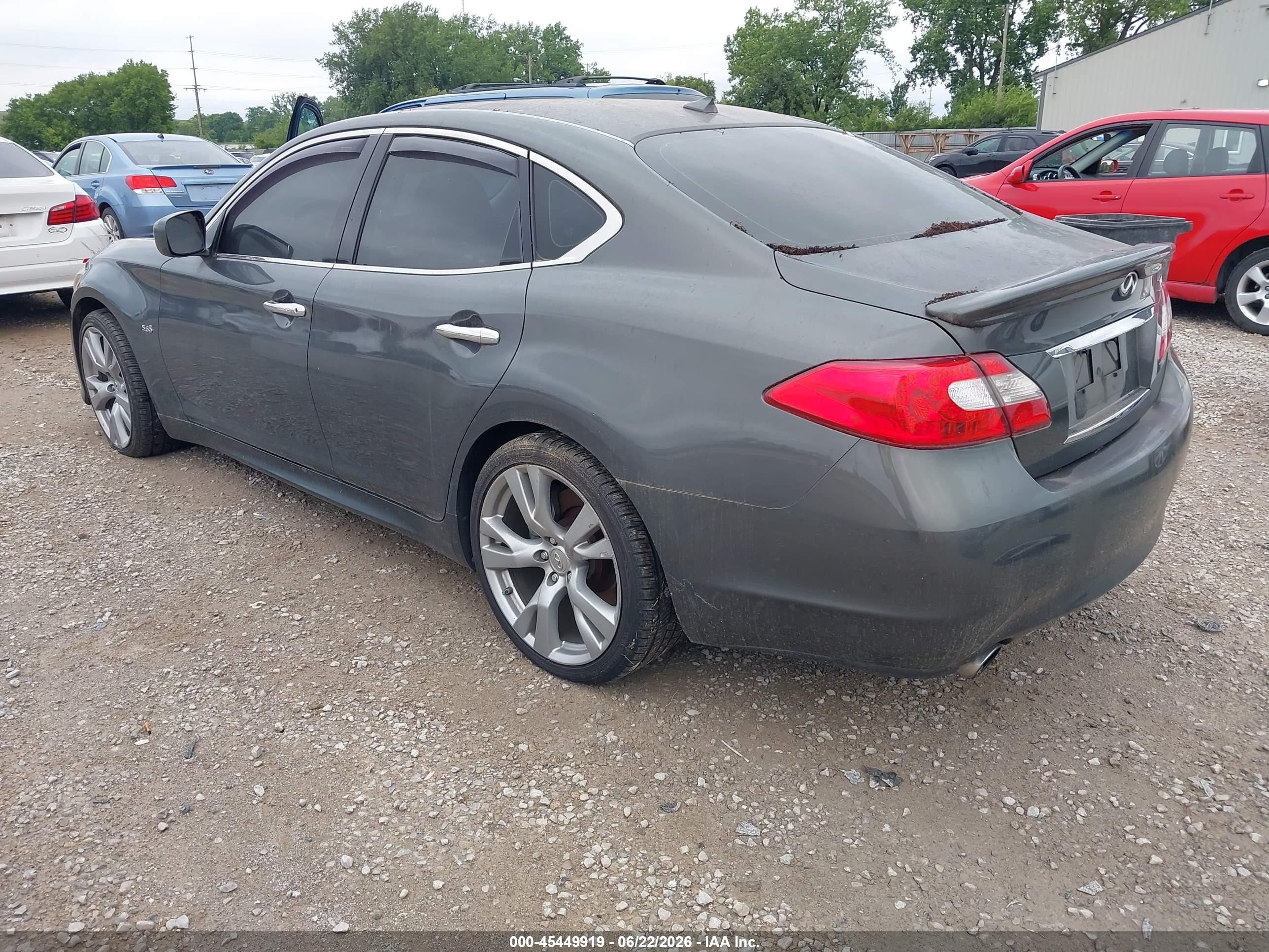 2011 Infiniti M56   Gray vin: JN1AY1APXBM520347