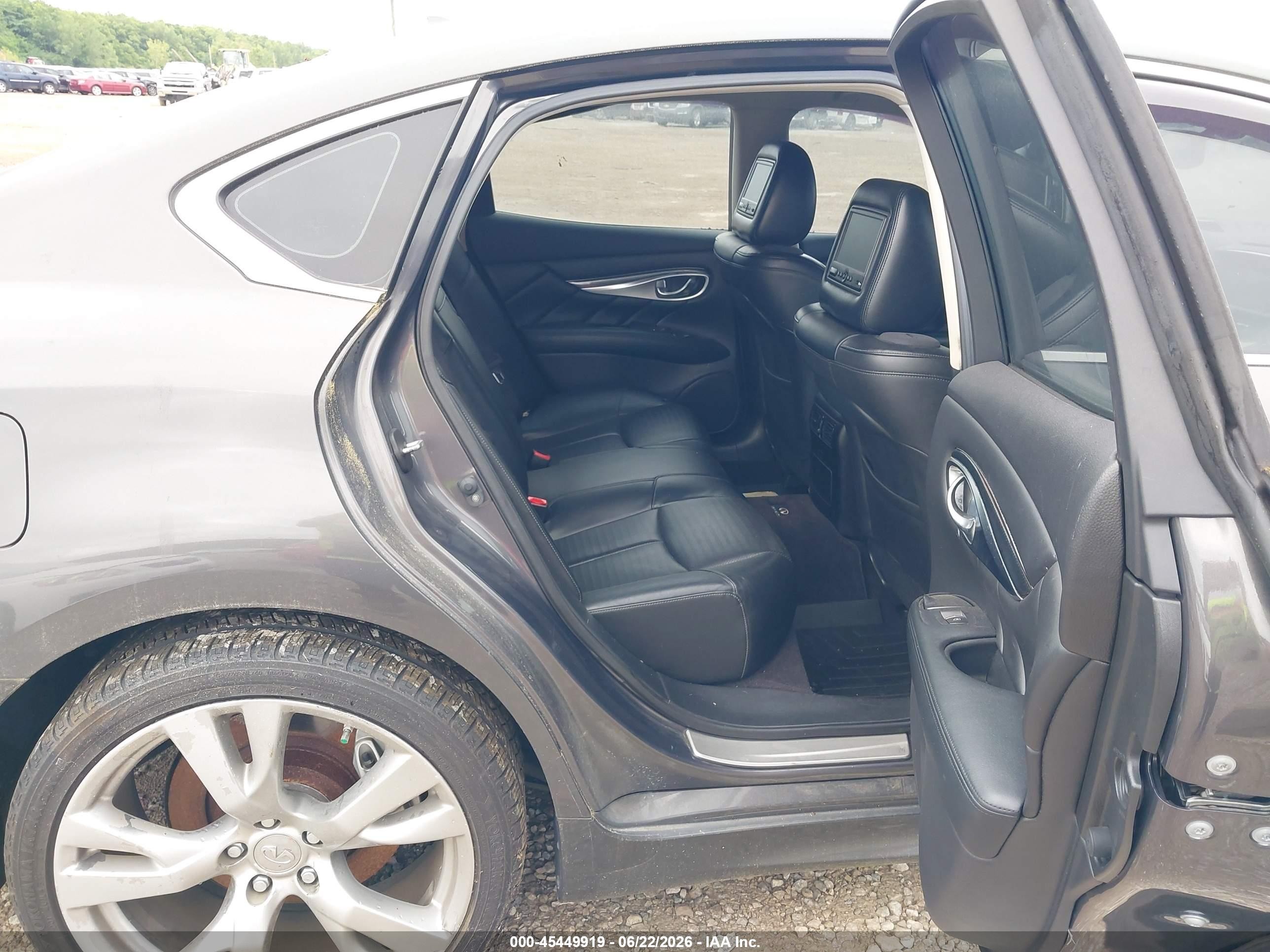 2011 Infiniti M56   Gray vin: JN1AY1APXBM520347
