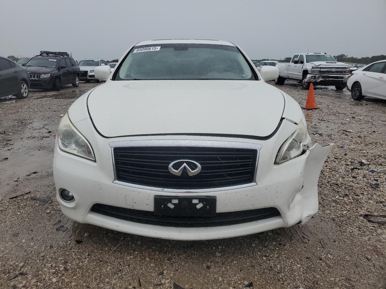 2013 Infiniti M56 X   White vin: JN1AY1AR0DM590105